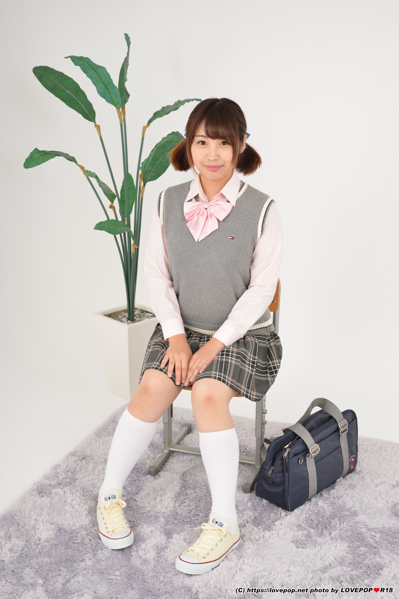 [LOVEPOP] Hinami Yumesaki 夢咲ひなみ Photoset 01/(60P)