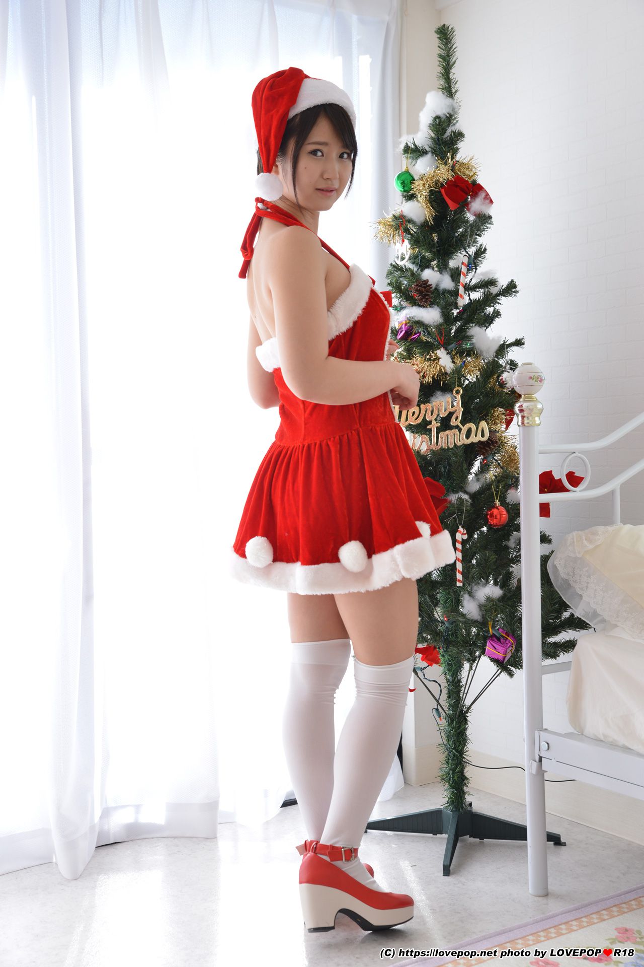 [LOVEPOP] Yuuri Fukada 深田結梨 Photoset 01/(55P)