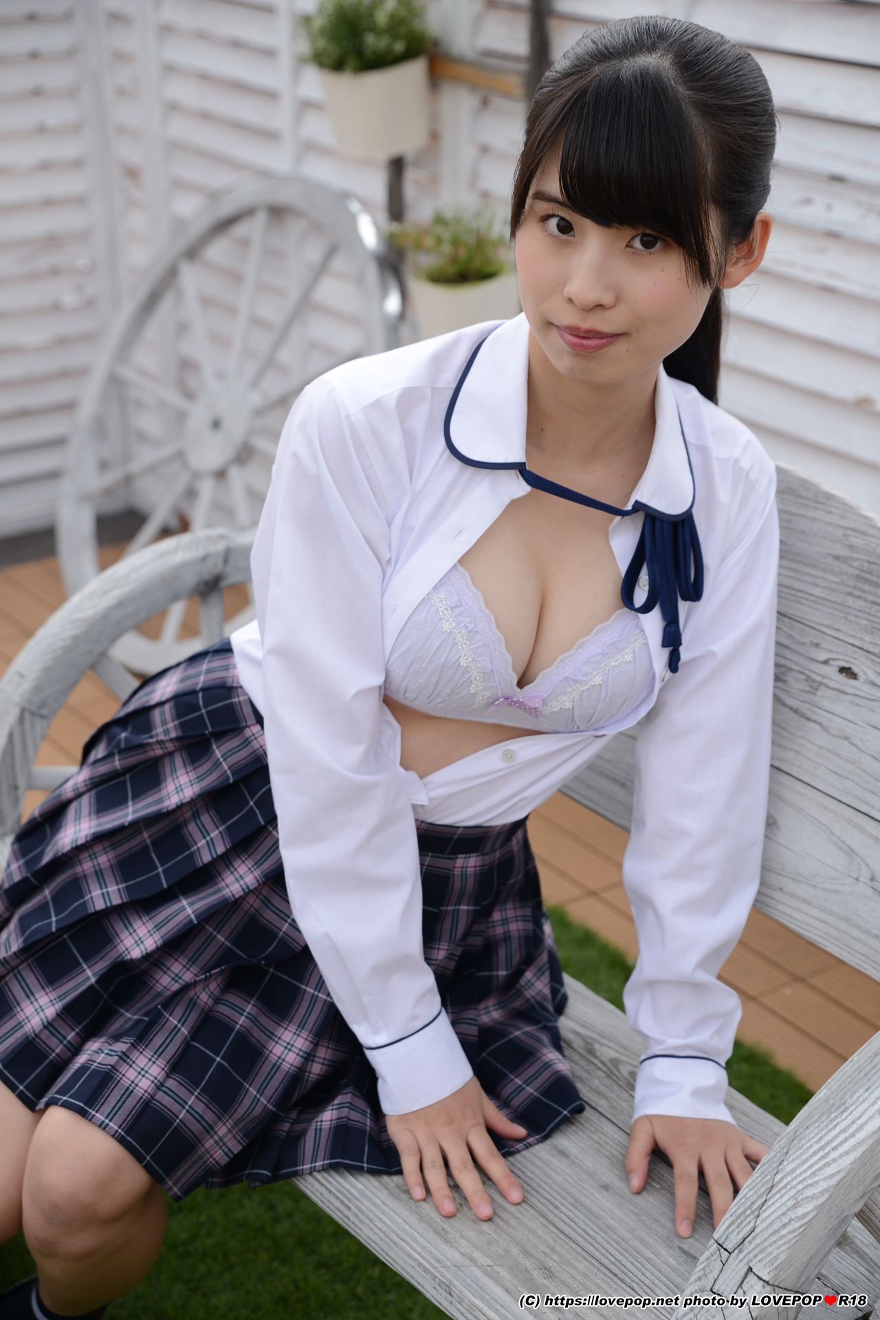 [LOVEPOP] Riina Aizawa 逢沢りいな Photoset 01/(50P)