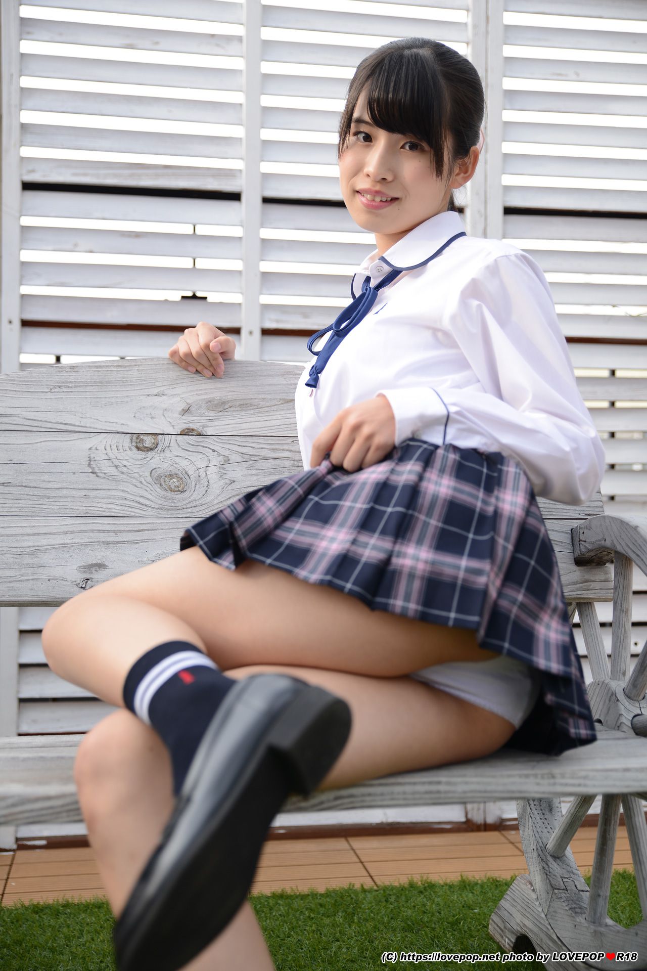 [LOVEPOP] Riina Aizawa 逢沢りいな Photoset 01/(50P)