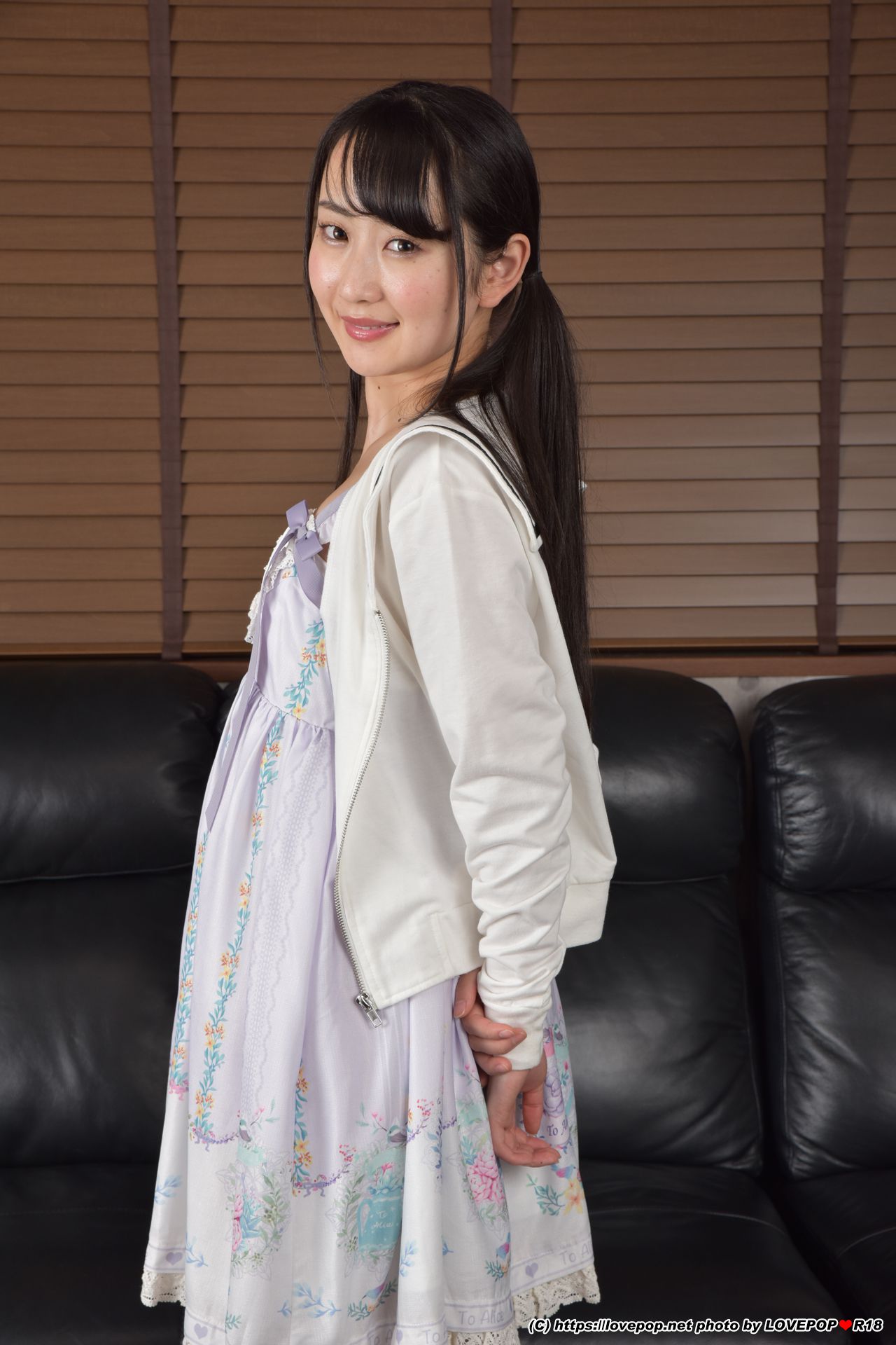 [LOVEPOP] Hinano Kanzaka 神坂ひなの Photoset 03/(44P)