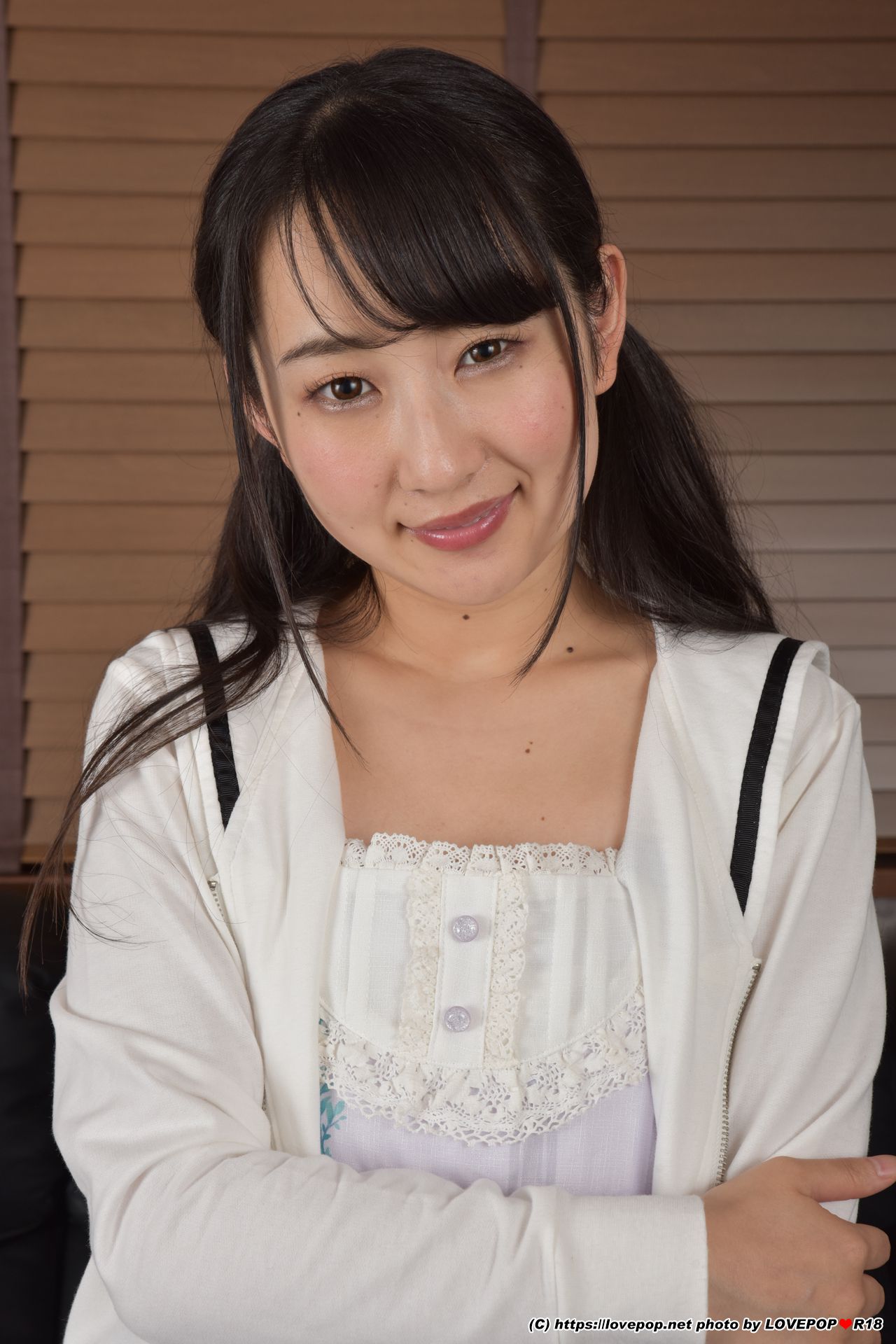 [LOVEPOP] Hinano Kanzaka 神坂ひなの Photoset 03/(44P)