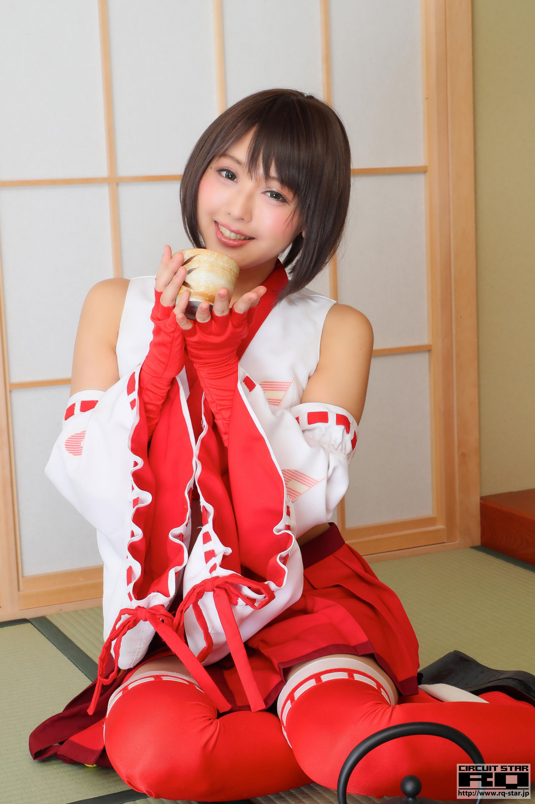 [RQ-STAR] Ahane 亜羽音 Race Queen 2/(70P)