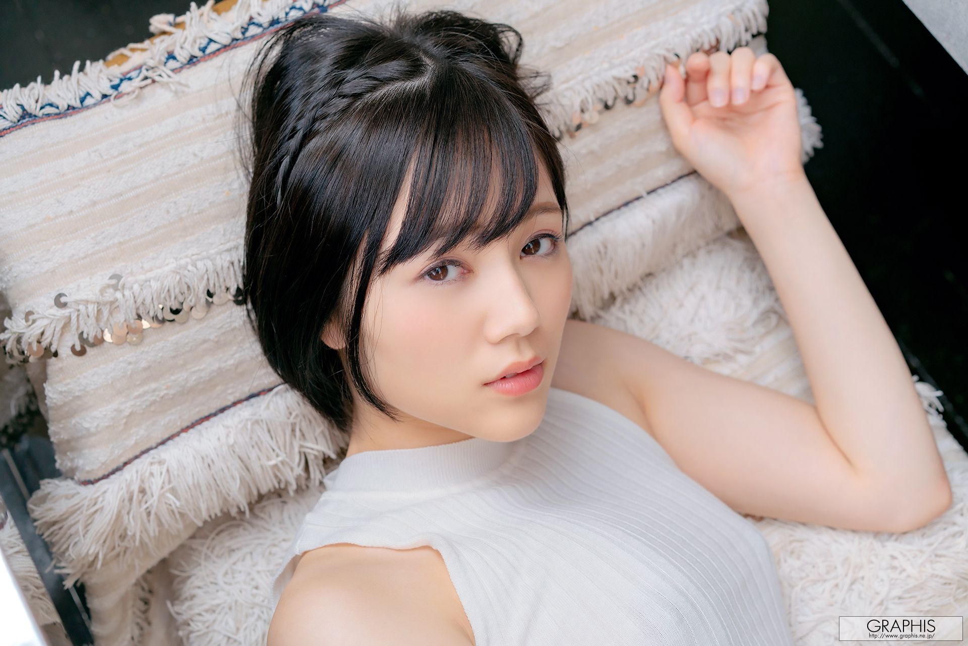 [Graphis] First Gravure 初脱ぎ娘 No.165 Remu Suzumori 涼森れむ/(66P)