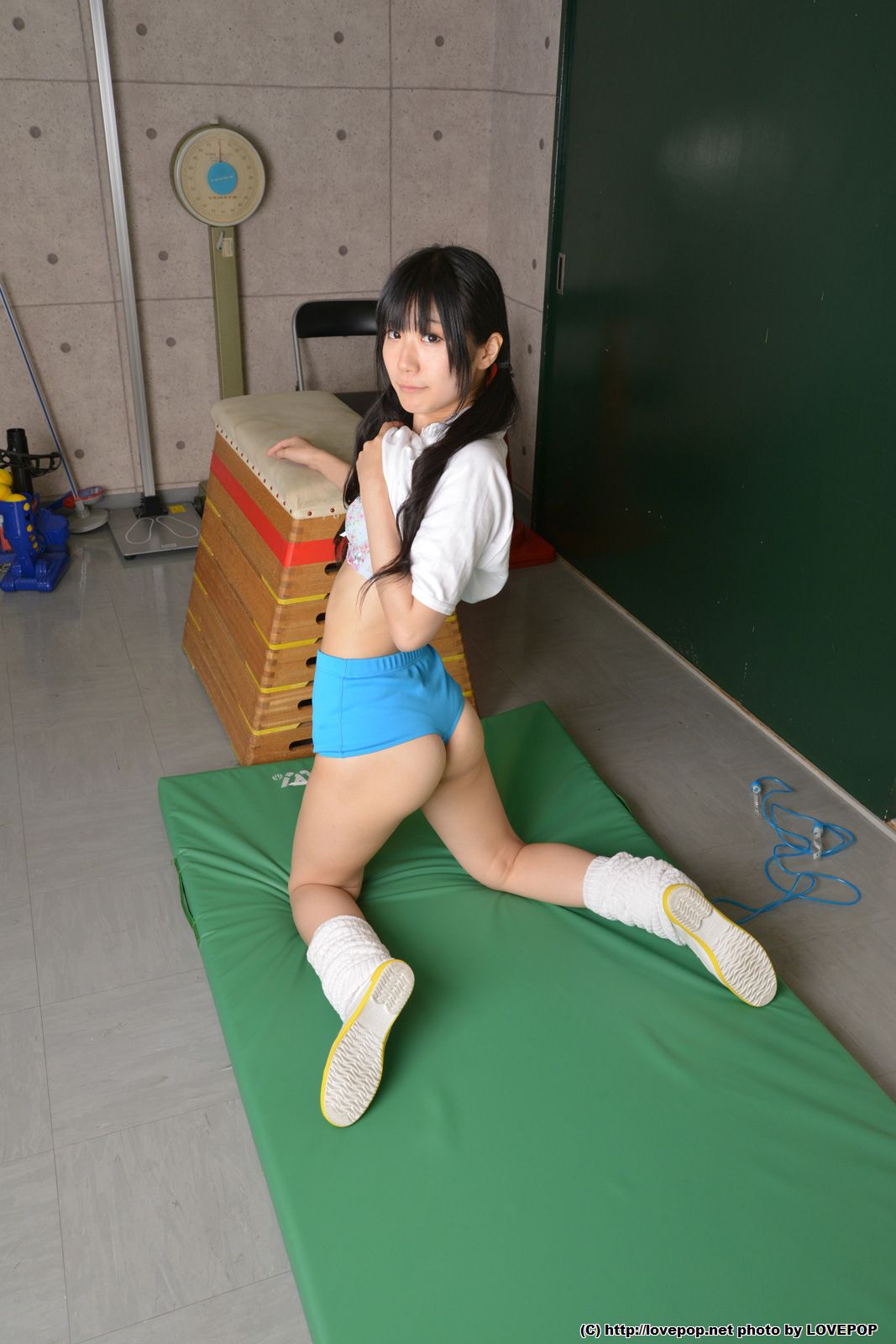 [LOVEPOP] 喜屋武里奈 Rina Kyan Photoset 13/(50P)