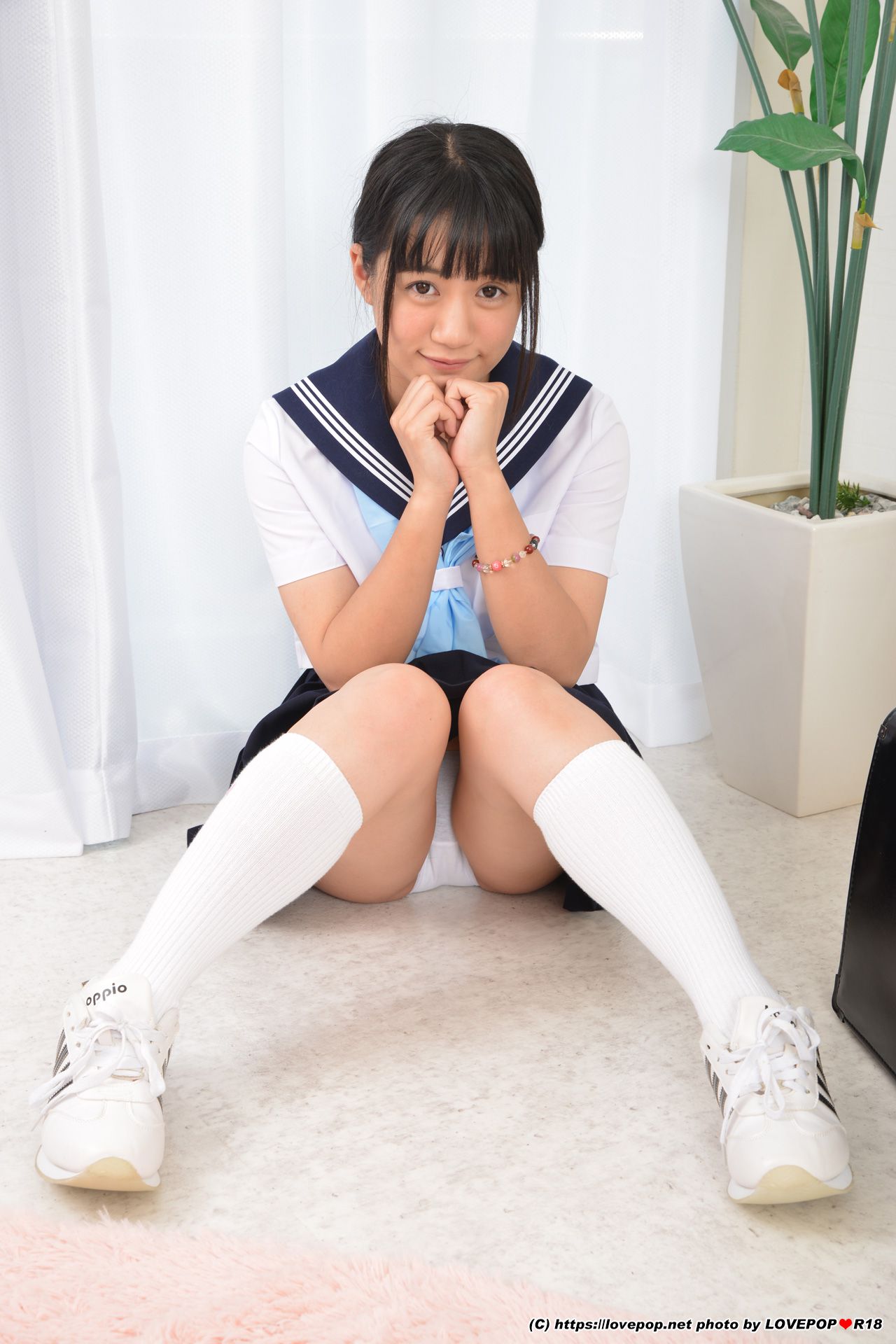 [LOVEPOP] Yua Fuwari ふわり結愛 Photoset 01/(54P)