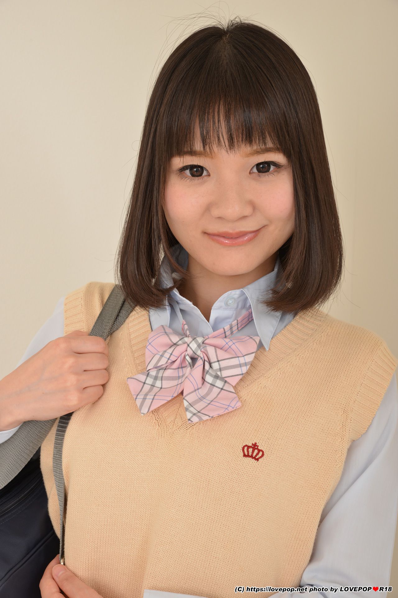 [LOVEPOP] Kaede Nishiyama 西山楓 Photoset 01/(54P)