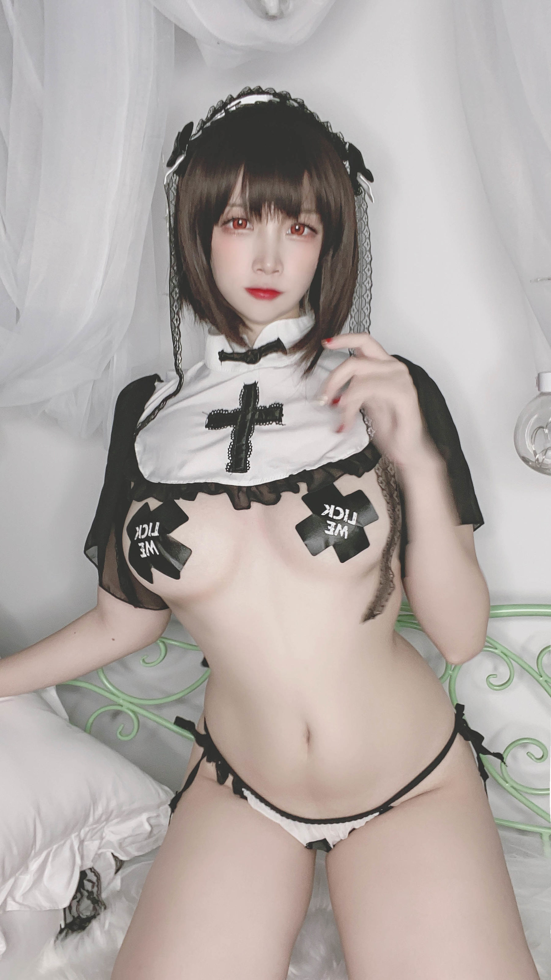 [Cosplay] 人气Coser二佐Nisa - 修女/(44P)