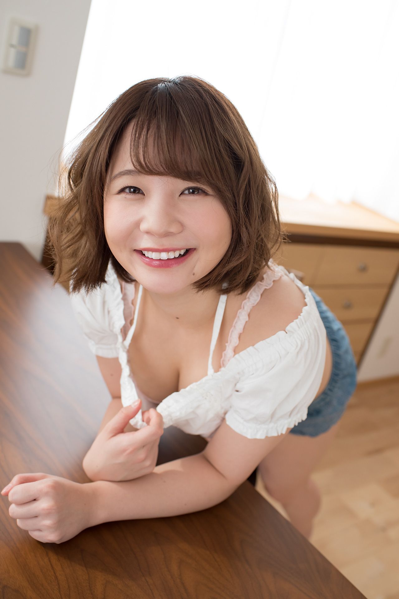 [Minisuka.tv] MANA 真奈 - Limited Gallery 05/(60P)