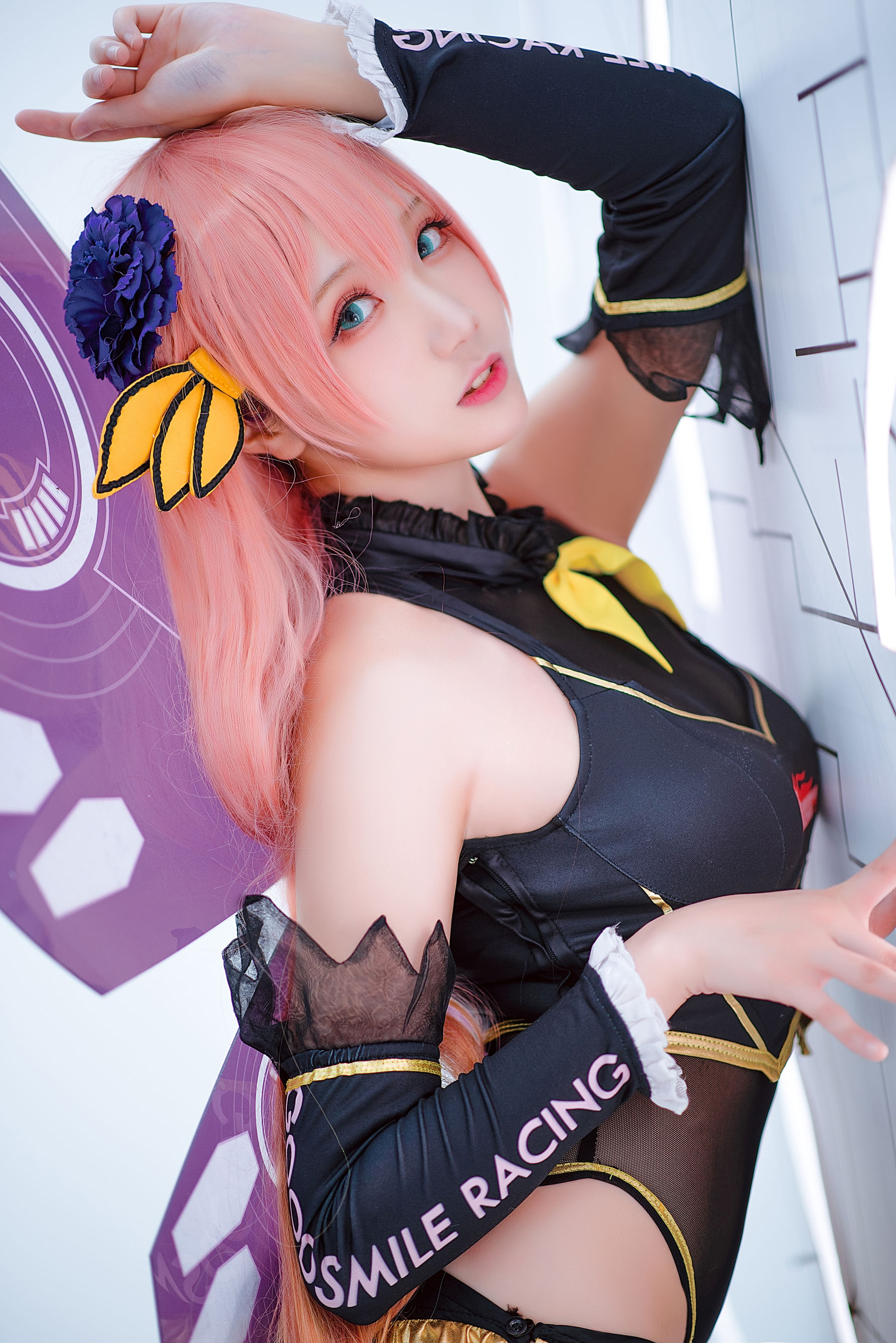 [Cosplay] Coser瓜希酱福利 - LUKA 赛车/(22P)