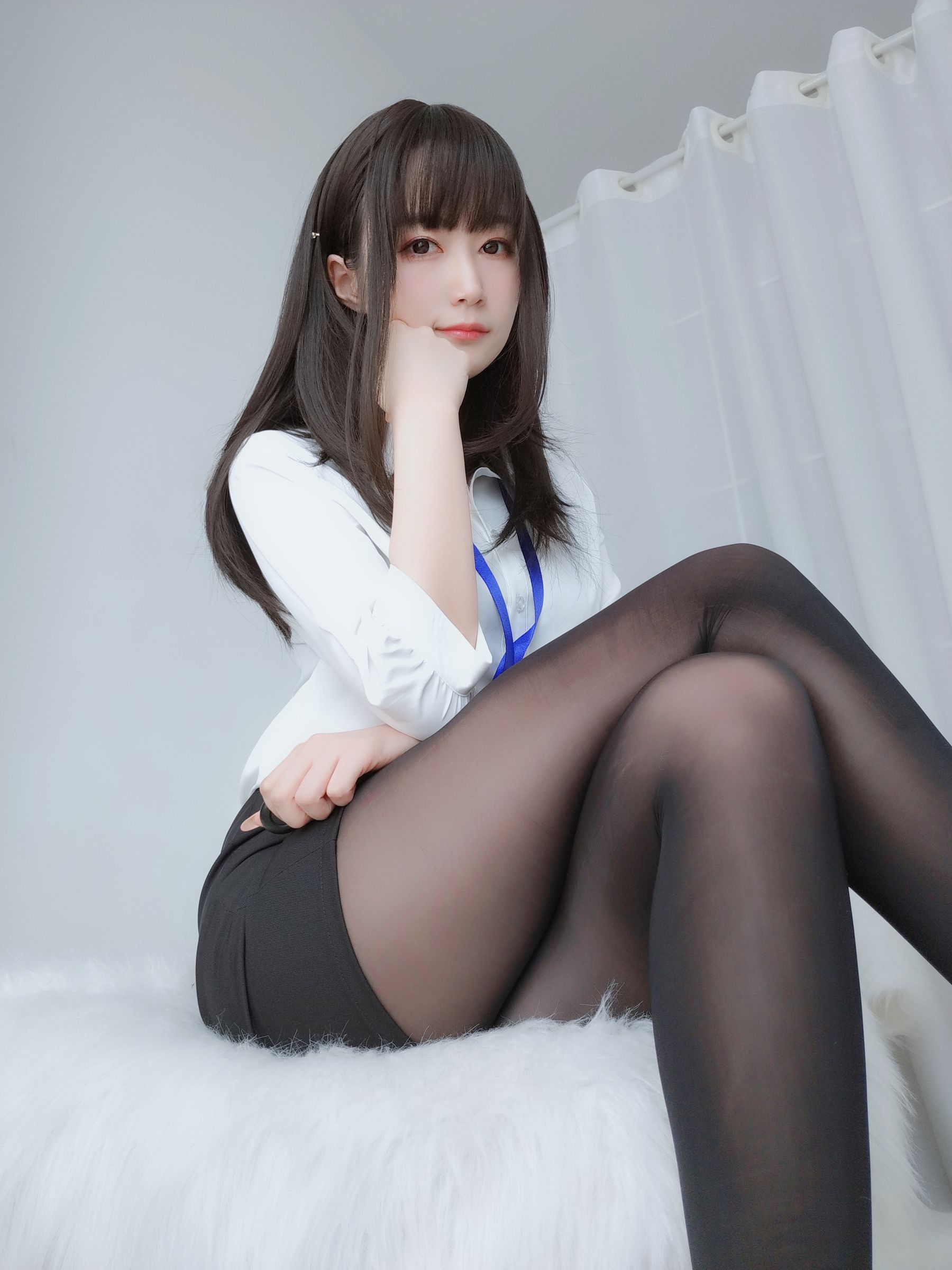 [Cosplay] Coser小姐姐白银 - 制服/(119P)