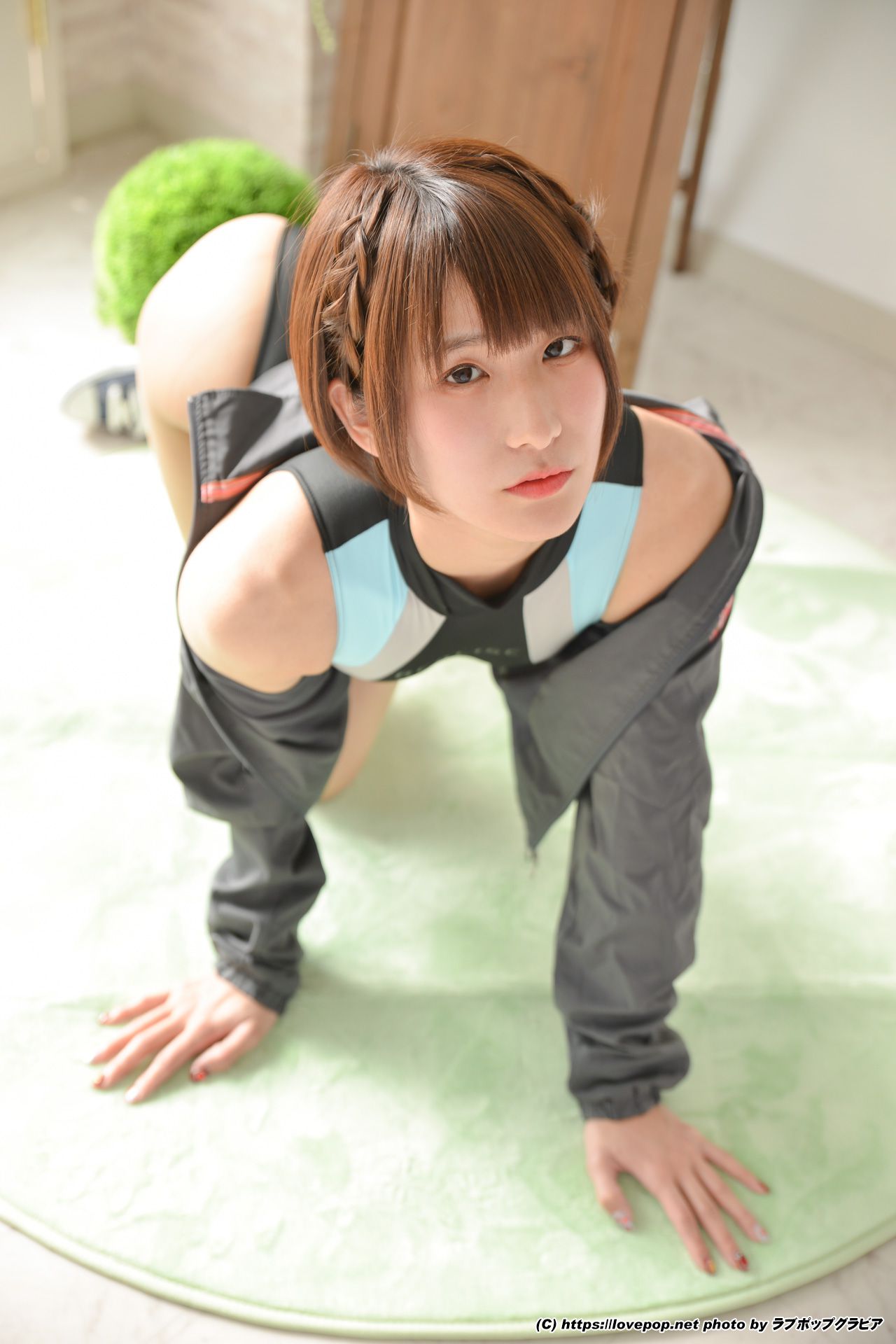 [LOVEPOP] Usako Kurusu 来栖うさこ Photoset 02/(79P)