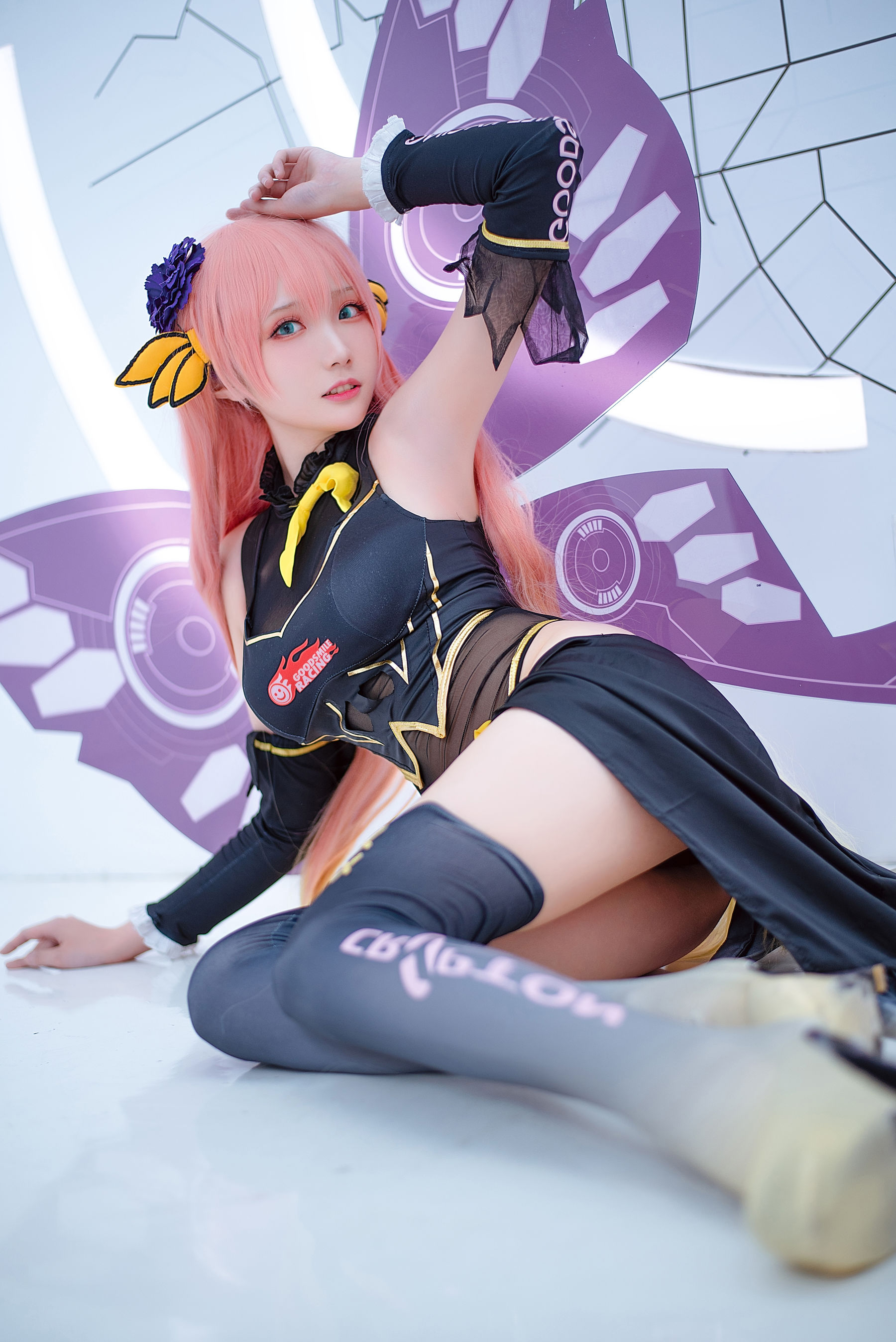 [Cosplay] Coser瓜希酱福利 - LUKA 赛车/(22P)