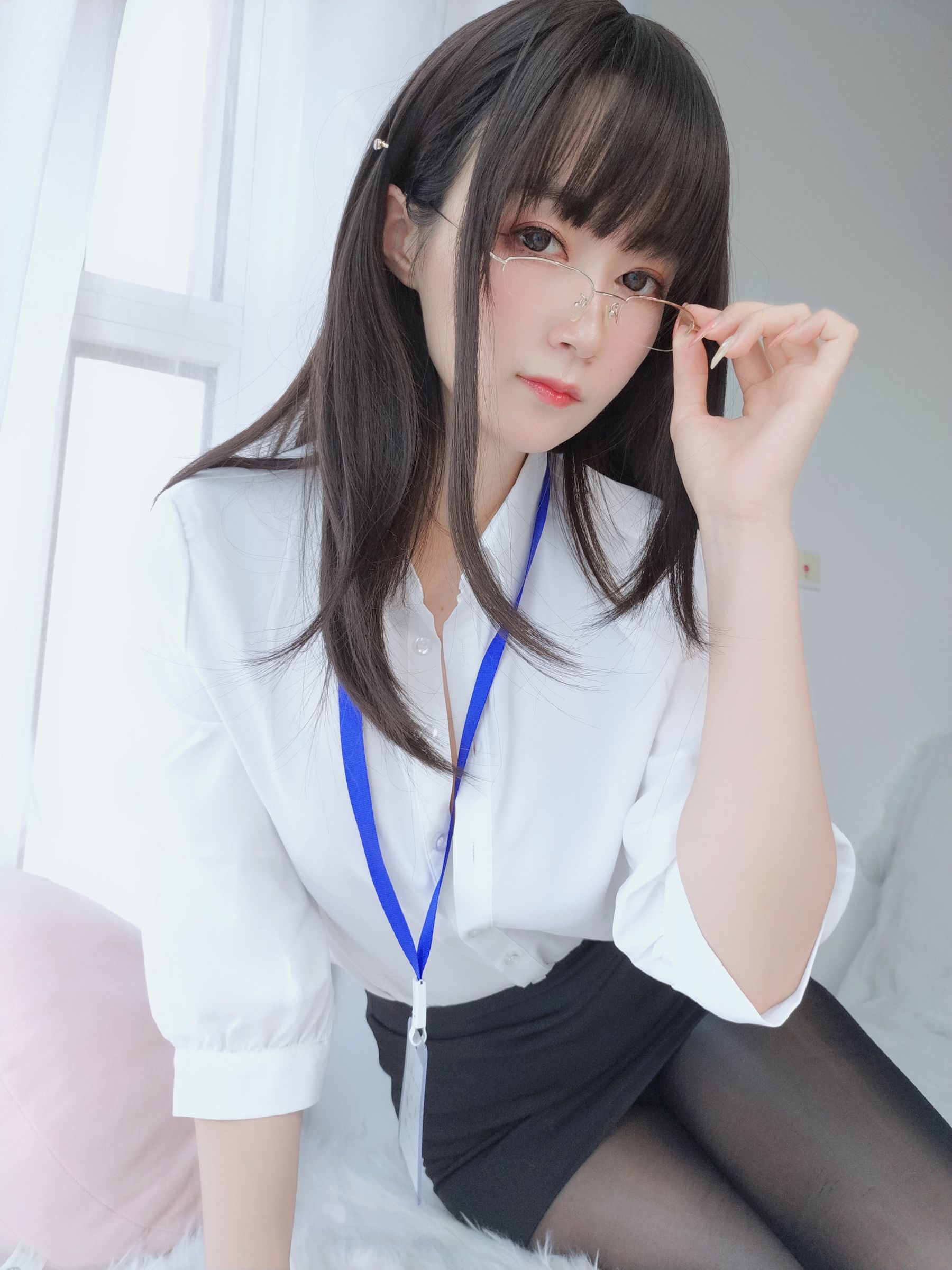 [Cosplay] Coser小姐姐白银 - 制服/(119P)