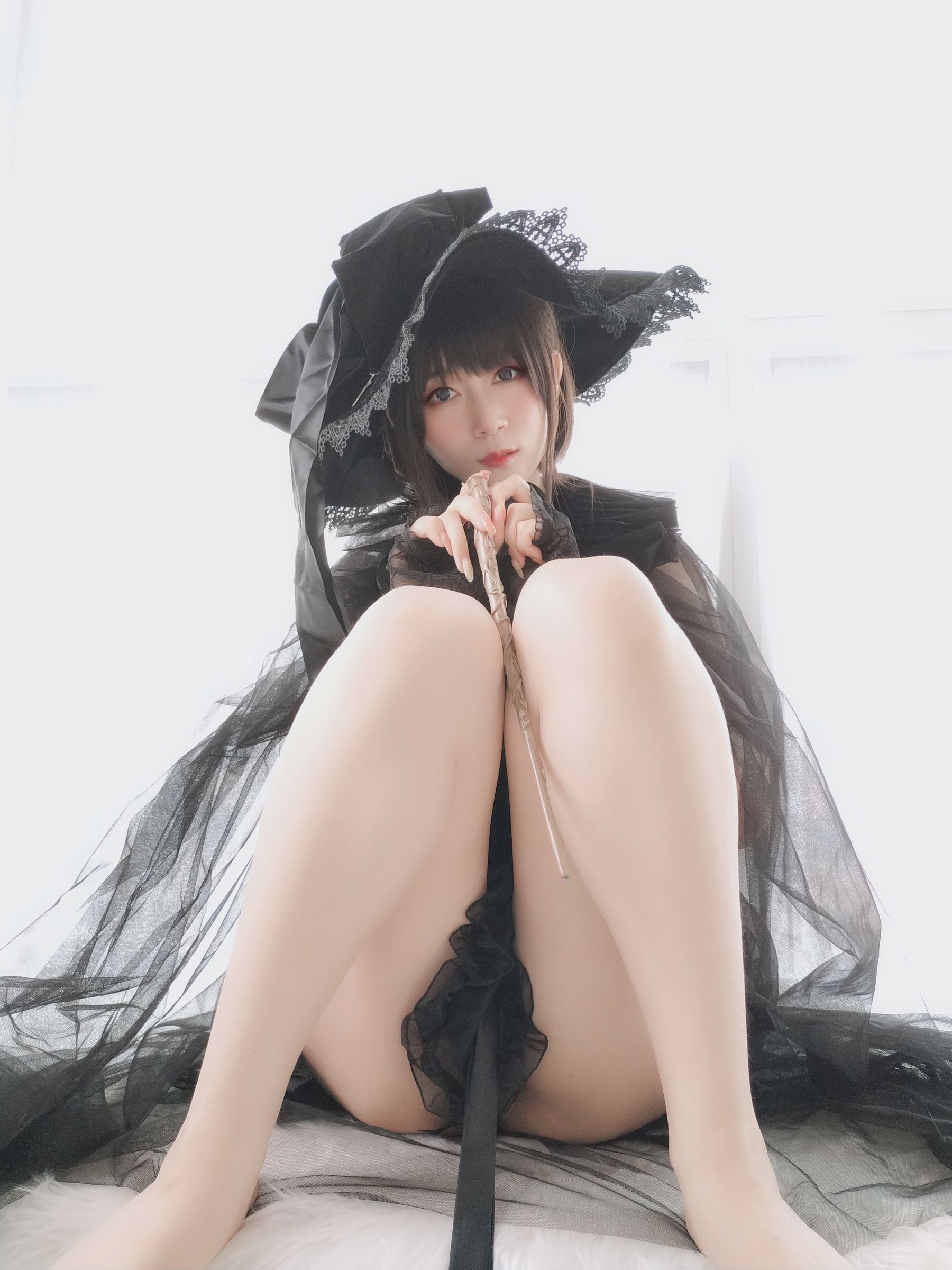 [Cosplay] Coser小姐姐白银 - 见习魔女/(90P)