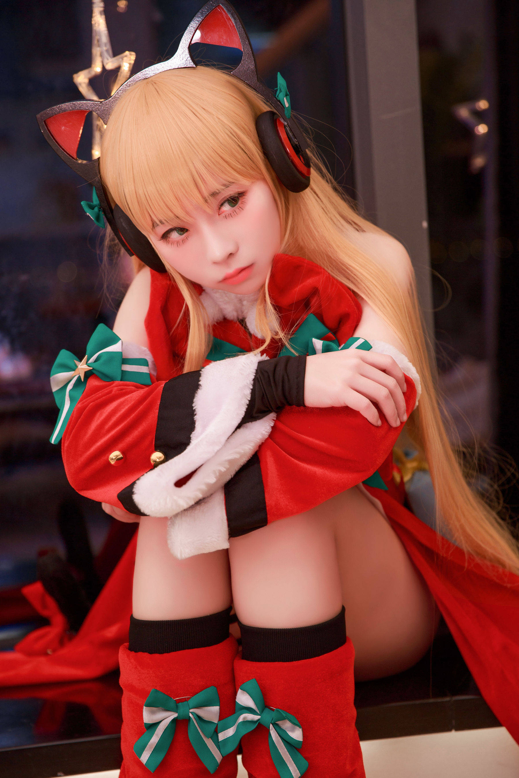 [Cosplay] 动漫博主G44不会受伤 - TMP圣诞/(14P)