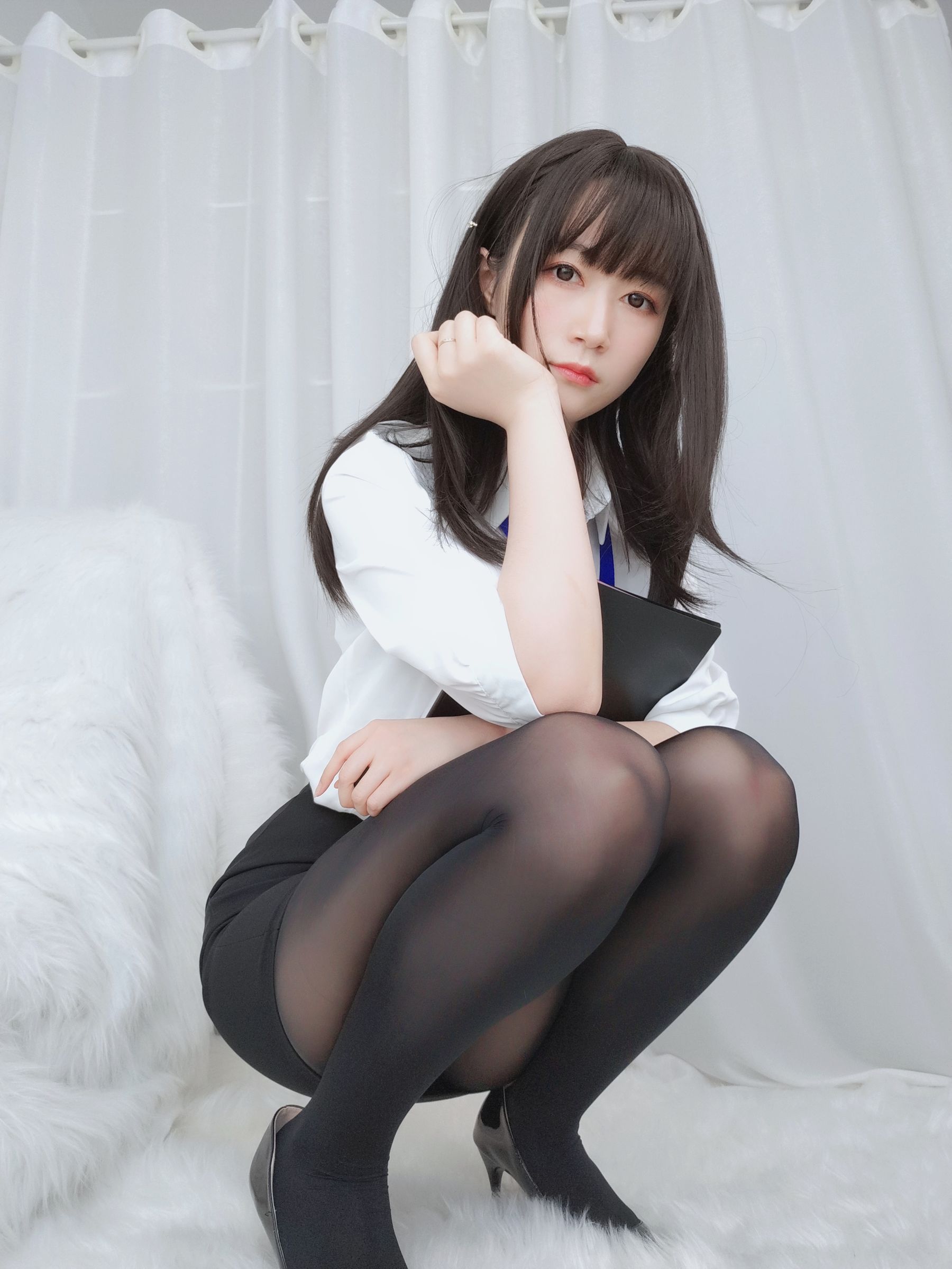 [Cosplay] Coser小姐姐白银 - 制服/(119P)