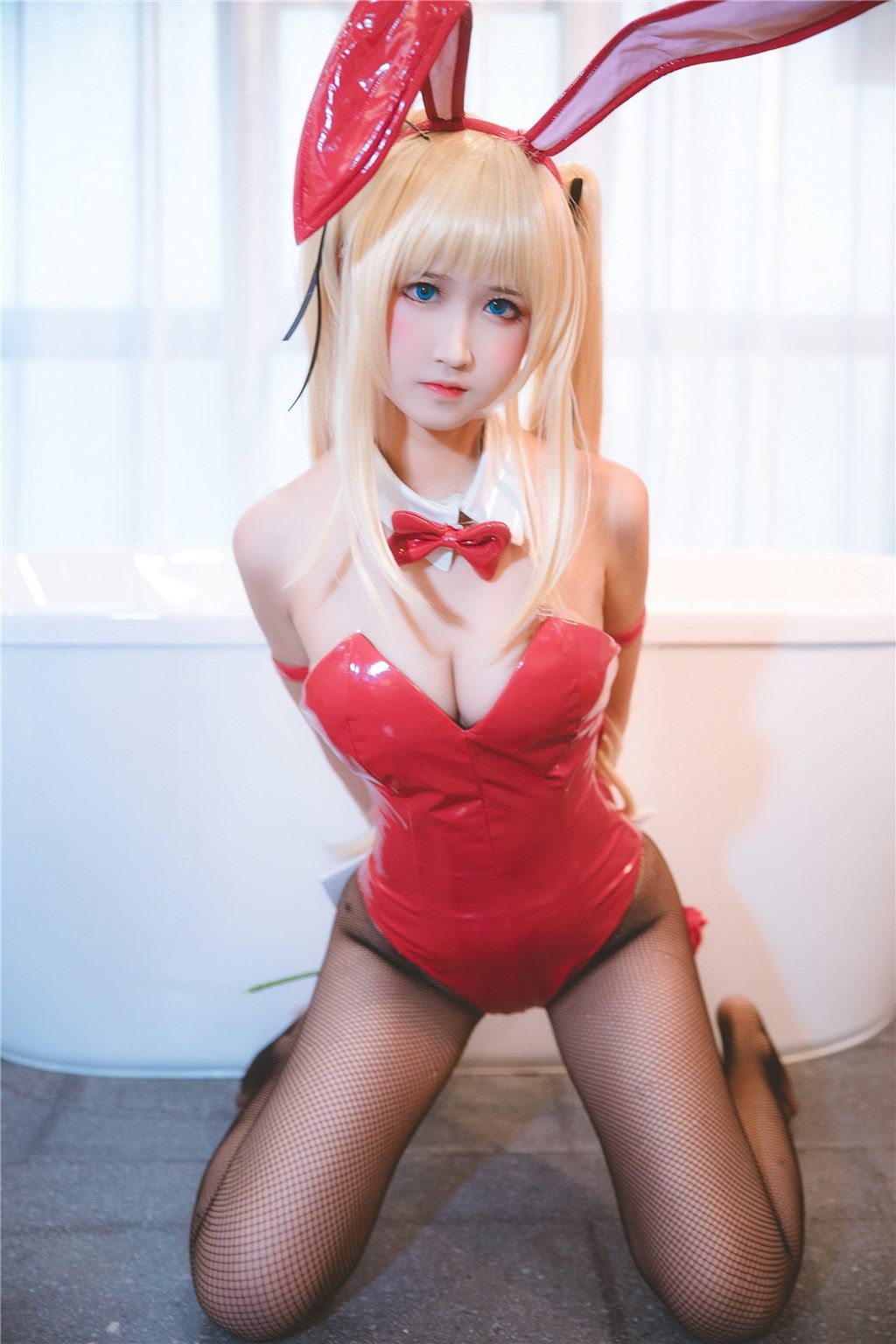 [Cosplay] 微博妹子三度_69 - 黑丝兔女郎/(40P)