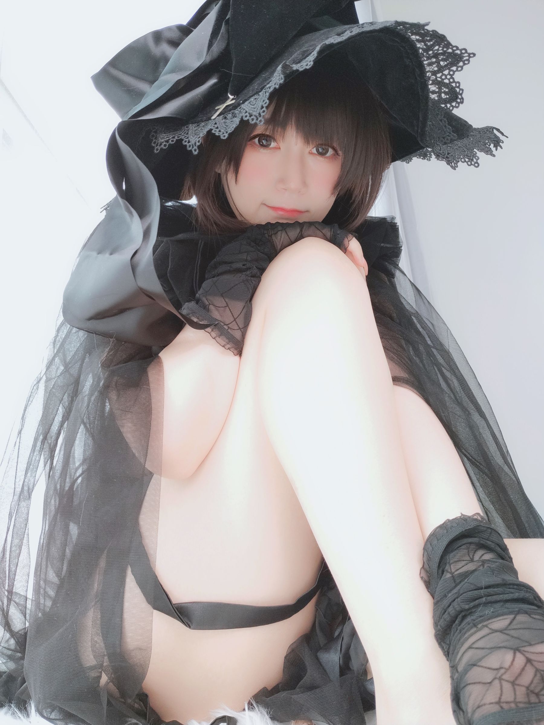 [Cosplay] Coser小姐姐白银 - 见习魔女/(90P)