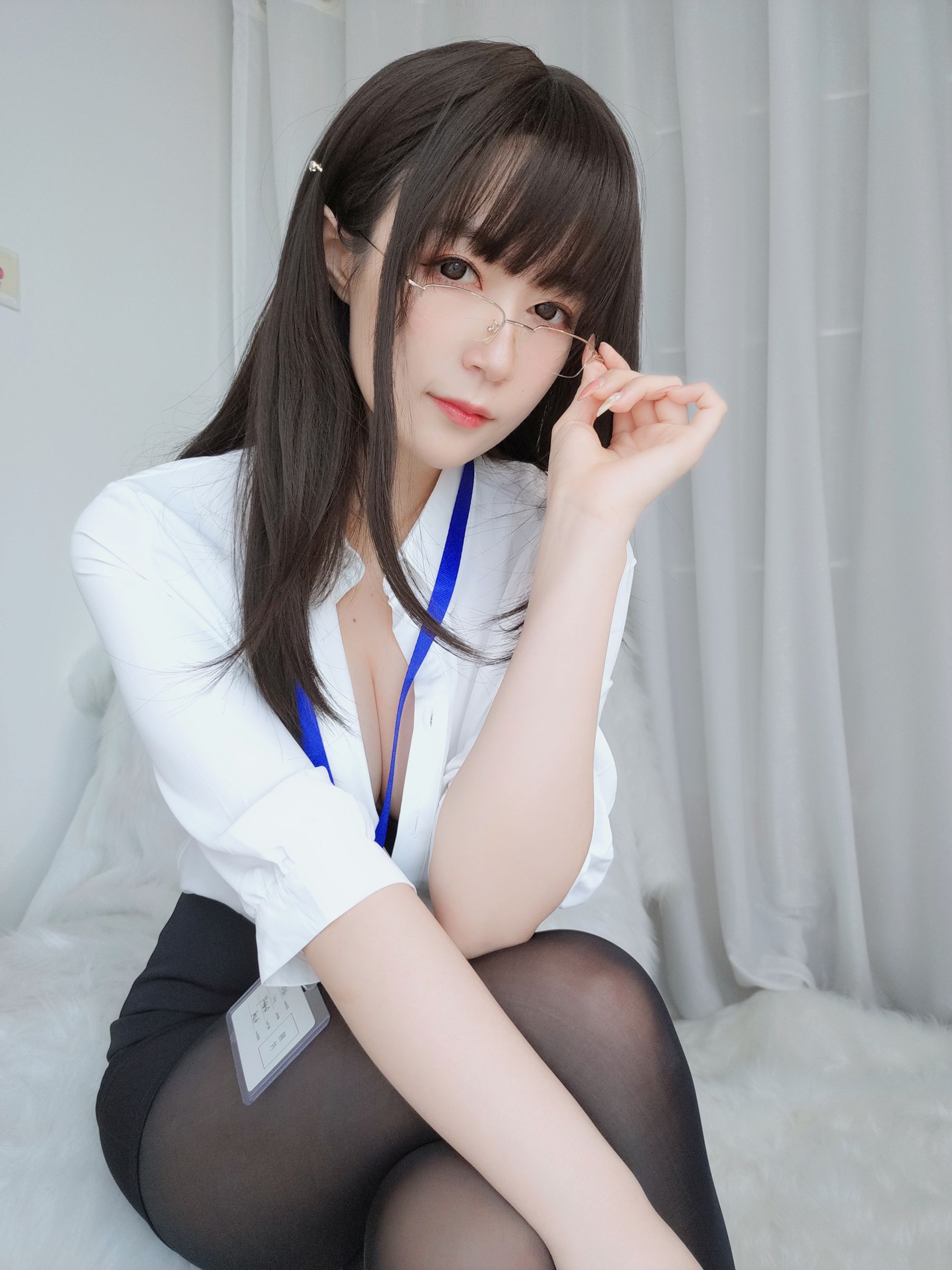 [Cosplay] Coser小姐姐白银 - 制服/(119P)