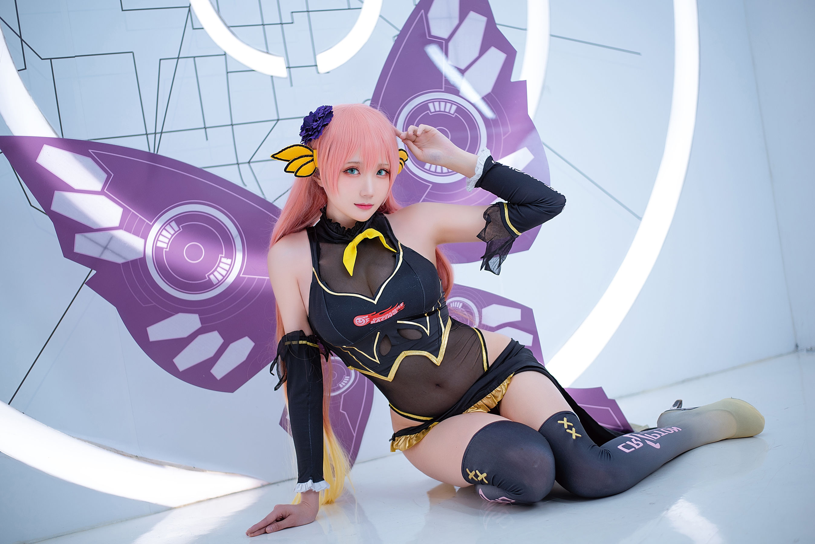 [Cosplay] Coser瓜希酱福利 - LUKA 赛车/(22P)