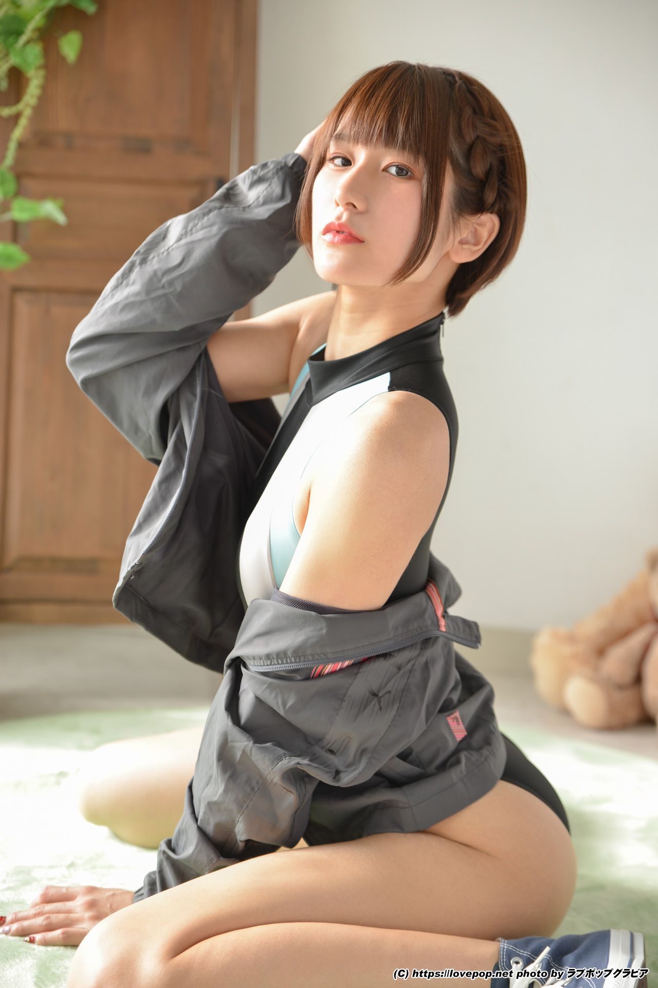 [LOVEPOP] Usako Kurusu 来栖うさこ Photoset 02/(79P)