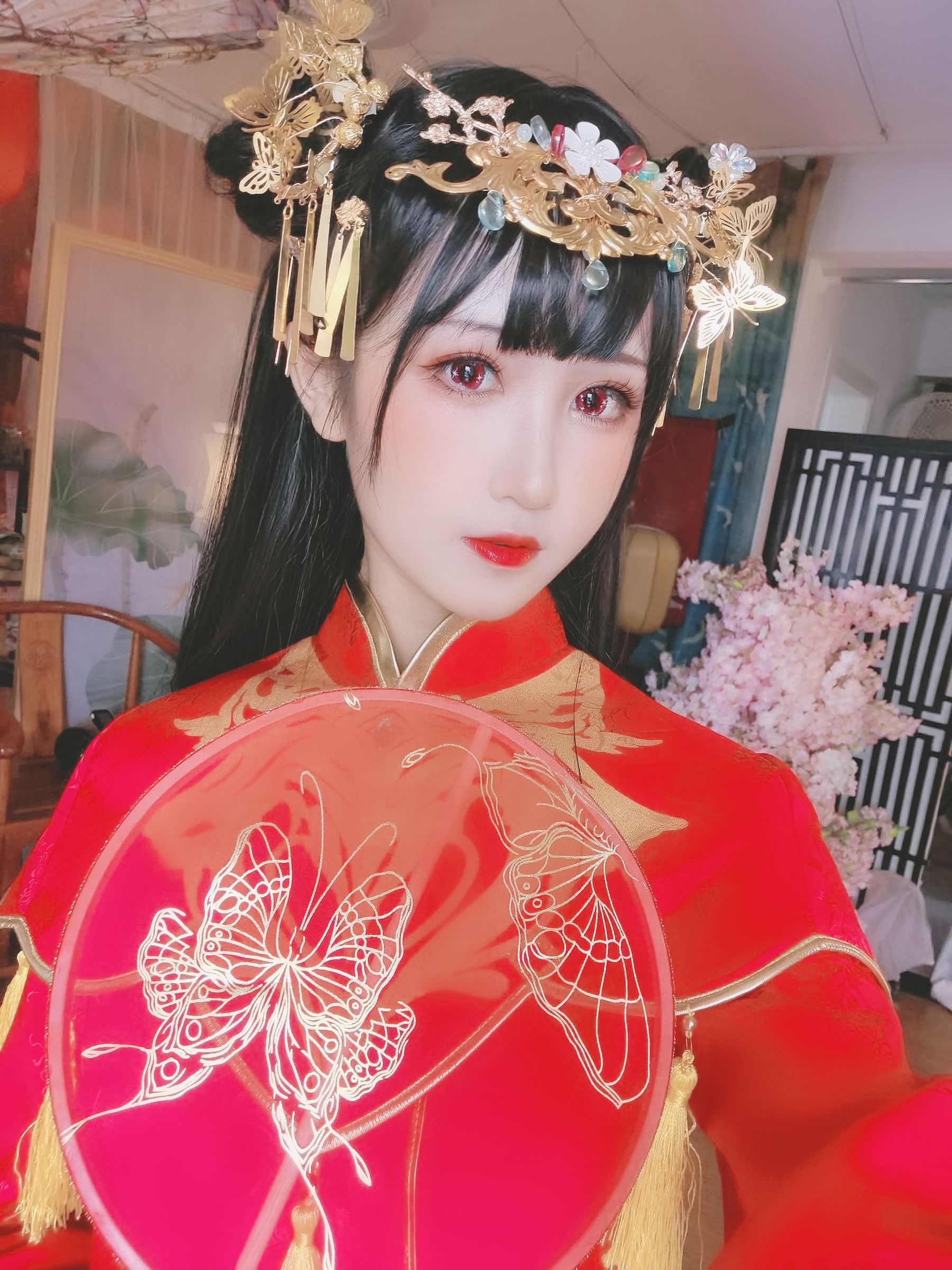 [Cosplay] 微博妹子三度_69 - 逸仙自拍/(20P)