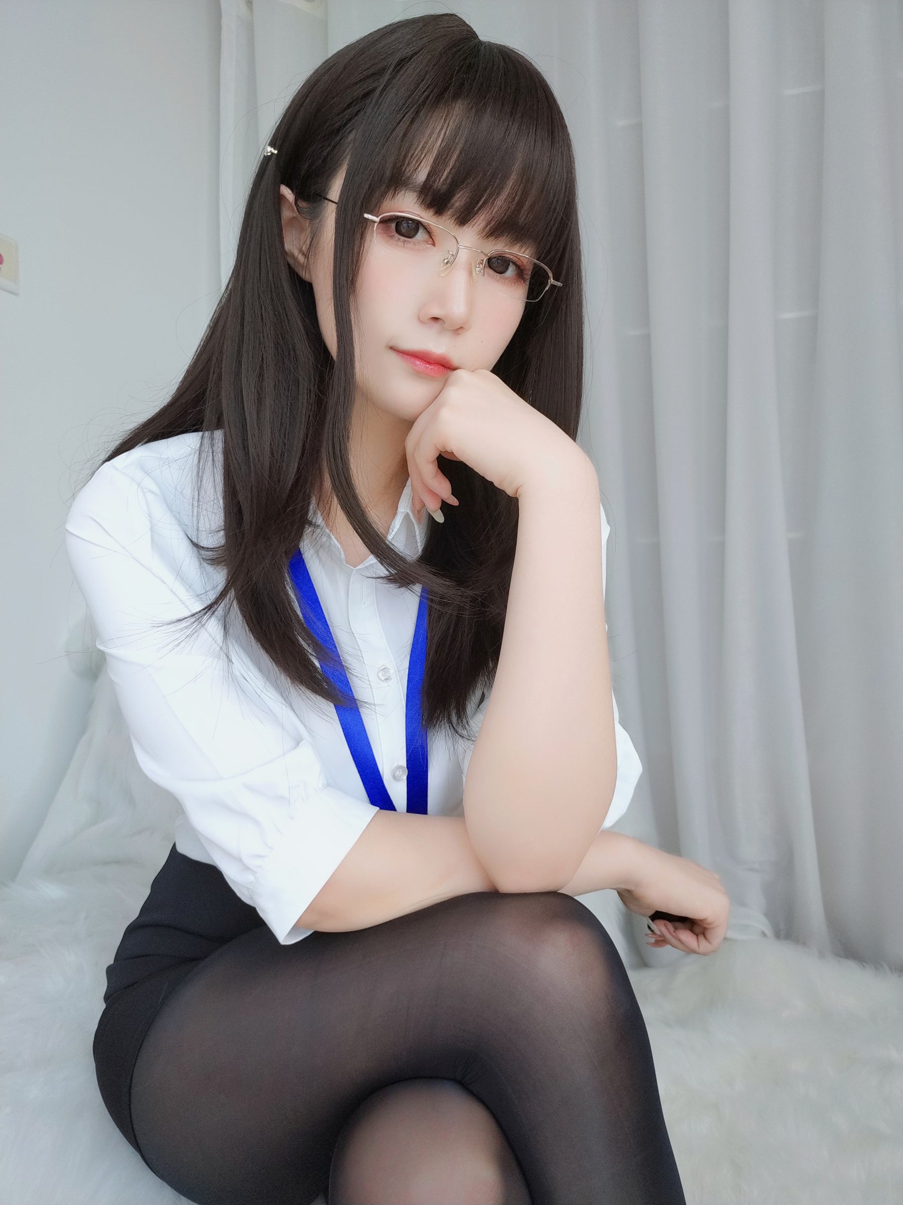 [Cosplay] Coser小姐姐白银 - 制服/(119P)