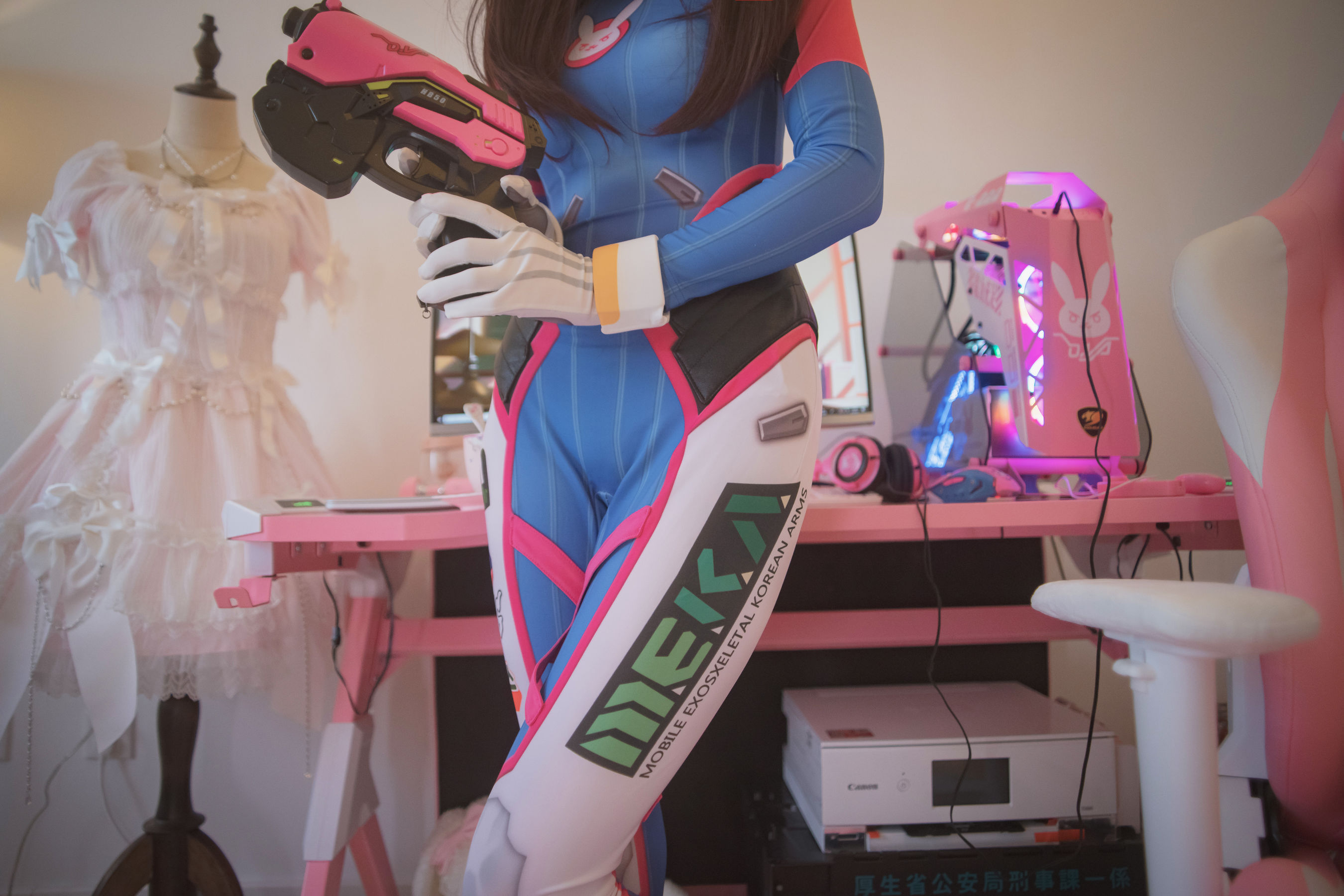 [福利COS] 福利姬木花琳琳是勇者 - オーバーウォッチD.VA/(52P)