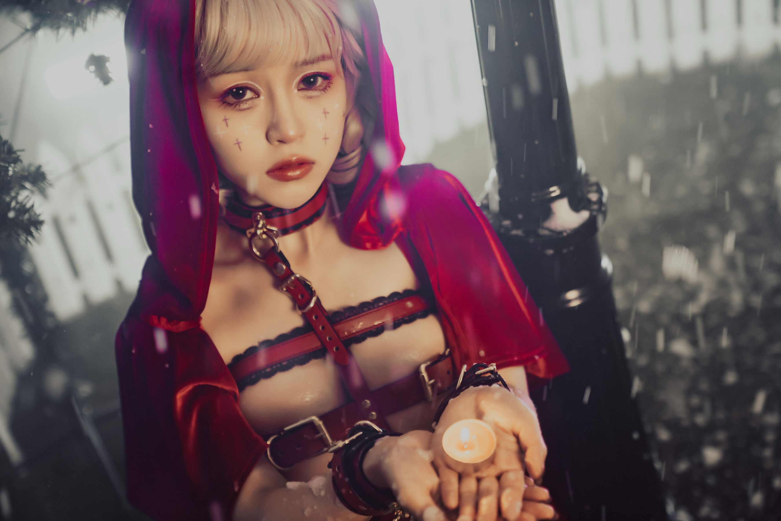 [福利COS] 美少女晕崽 - 圣诞小红帽/(46P)