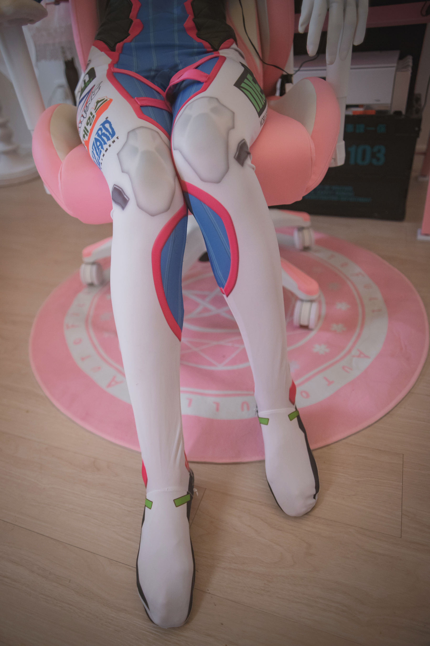 [福利COS] 福利姬木花琳琳是勇者 - オーバーウォッチD.VA/(52P)