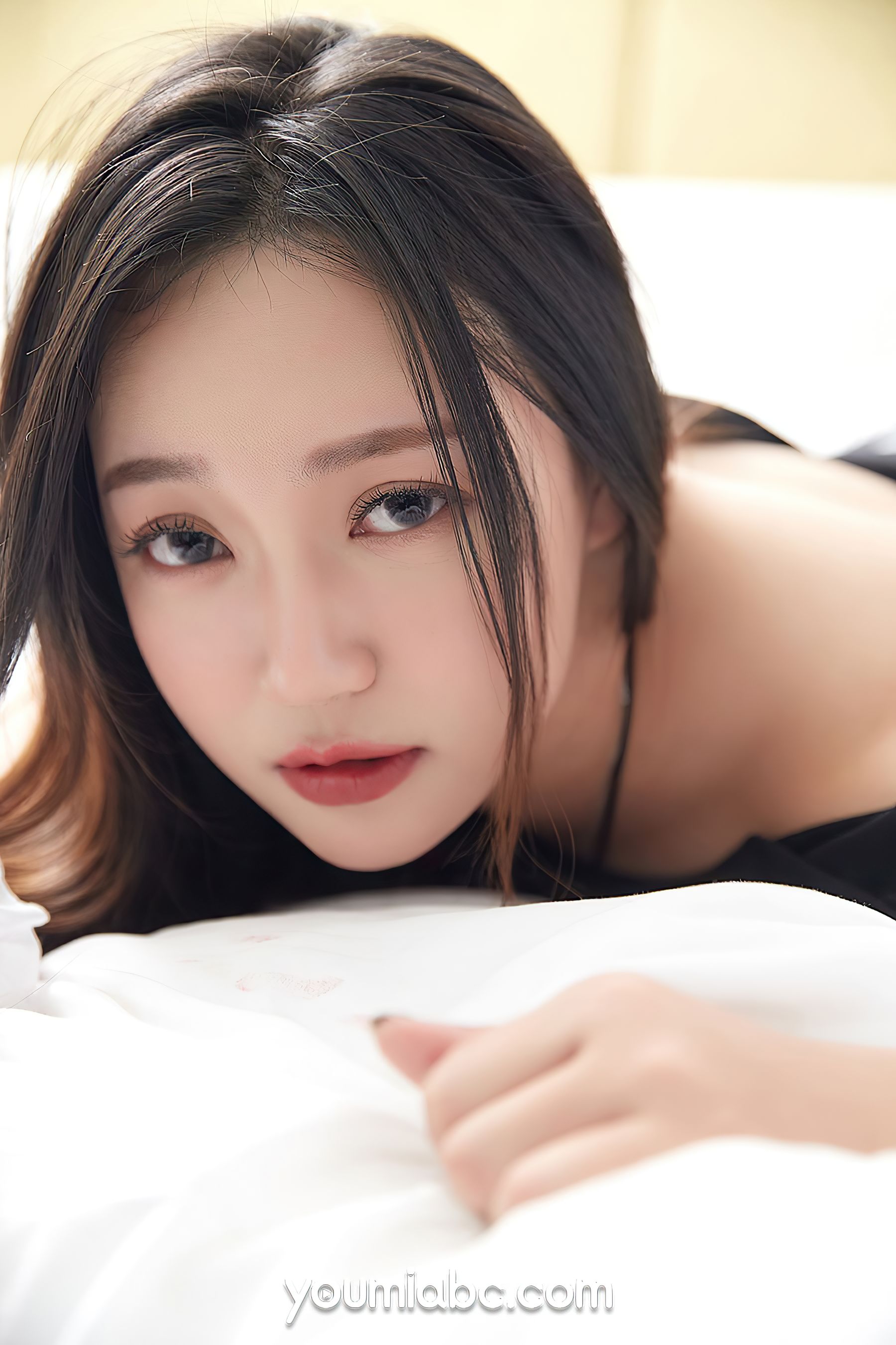 [尤蜜YouMiabc]  奶油 奶油女仆/(53P)