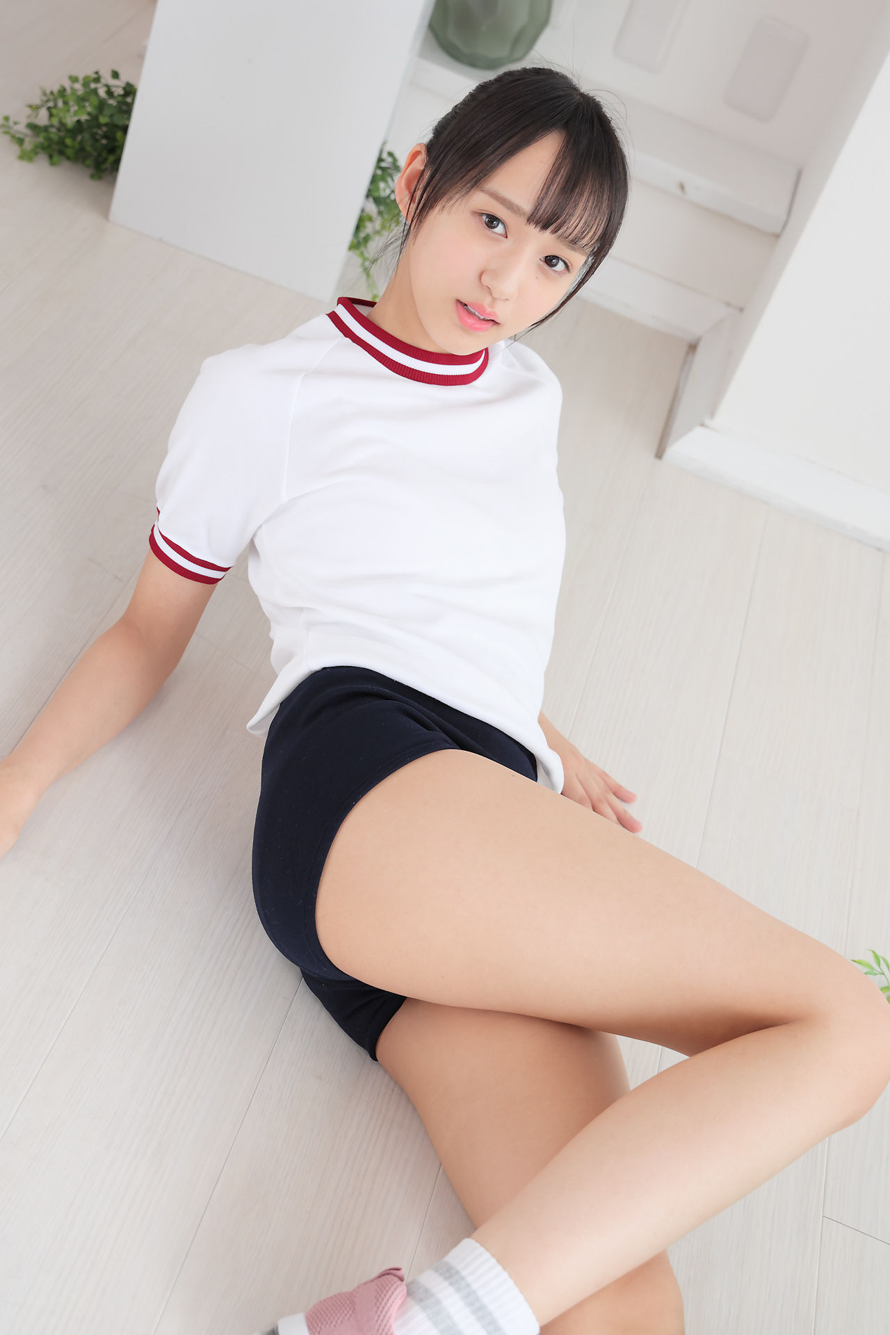 [Minisuka.tv] Yuna Sakiyama 咲山ゆな - Regular Gallery 02/(56P)