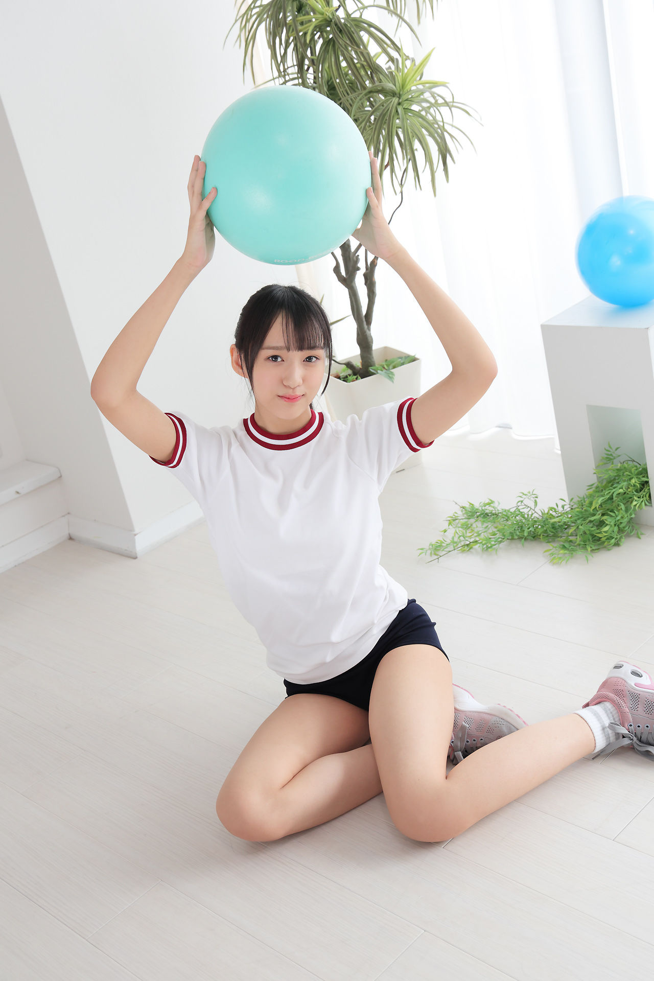 [Minisuka.tv] Yuna Sakiyama 咲山ゆな - Regular Gallery 02/(56P)