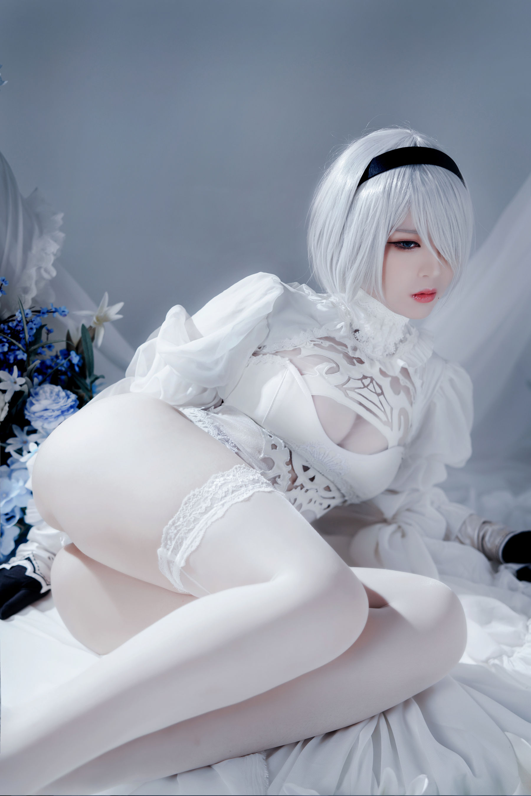 [福利COS] 半半子 - Automataヨルハ二号B型 白いドレス/(51P)