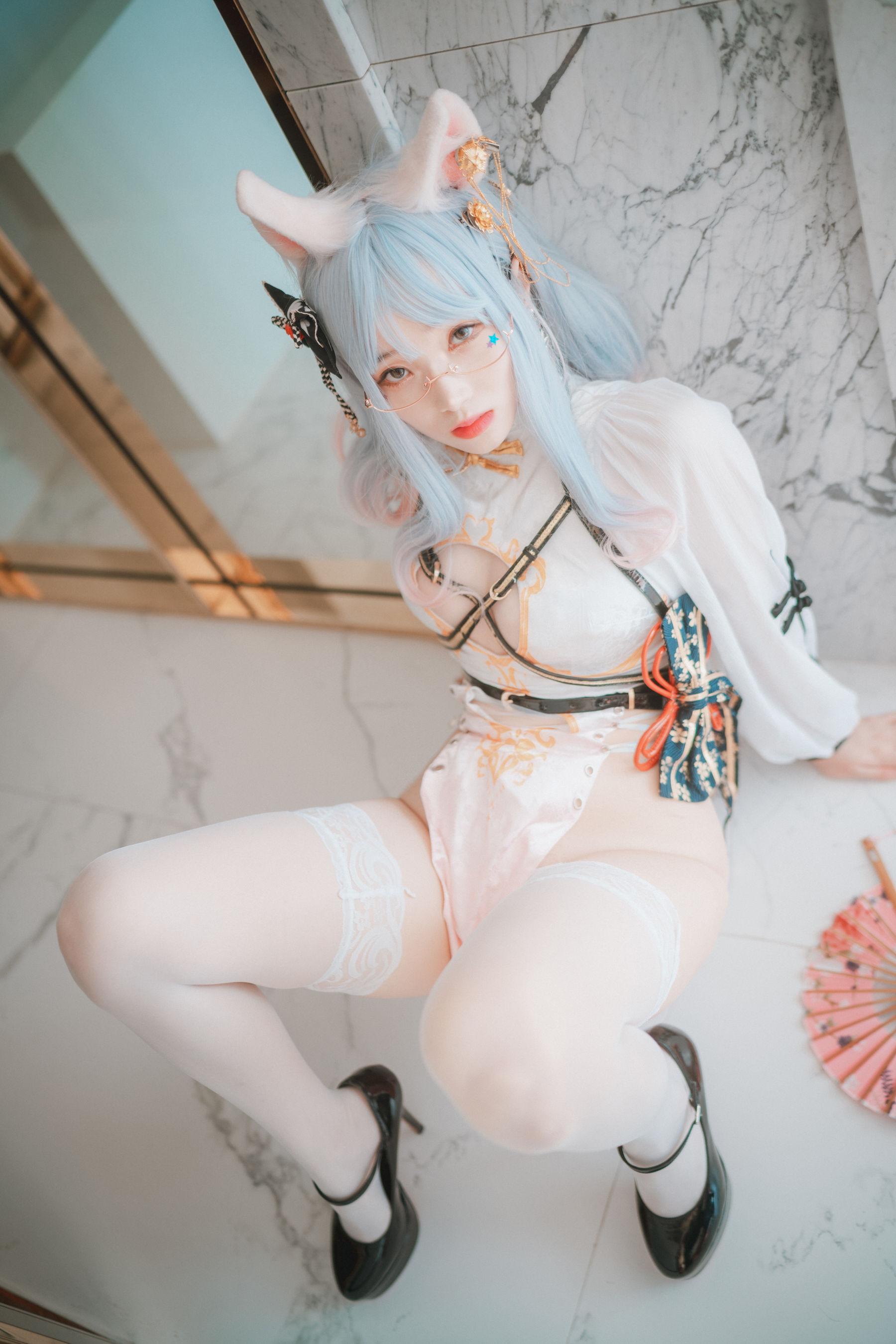 [DJAWA]  BamBi - Le Chat Porte un Qipao/(87P)