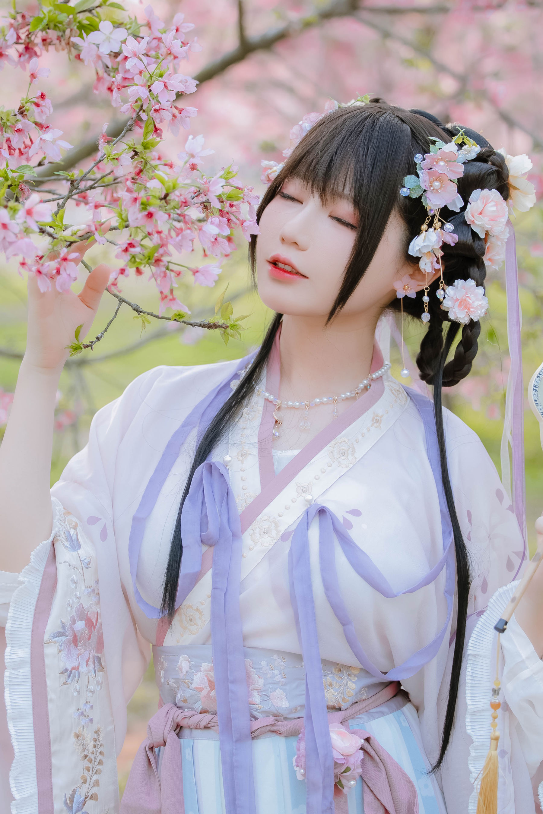 [福利COS] 萌妹子Nyako喵子 - 樱花汉服 花神祈愿/(52P)