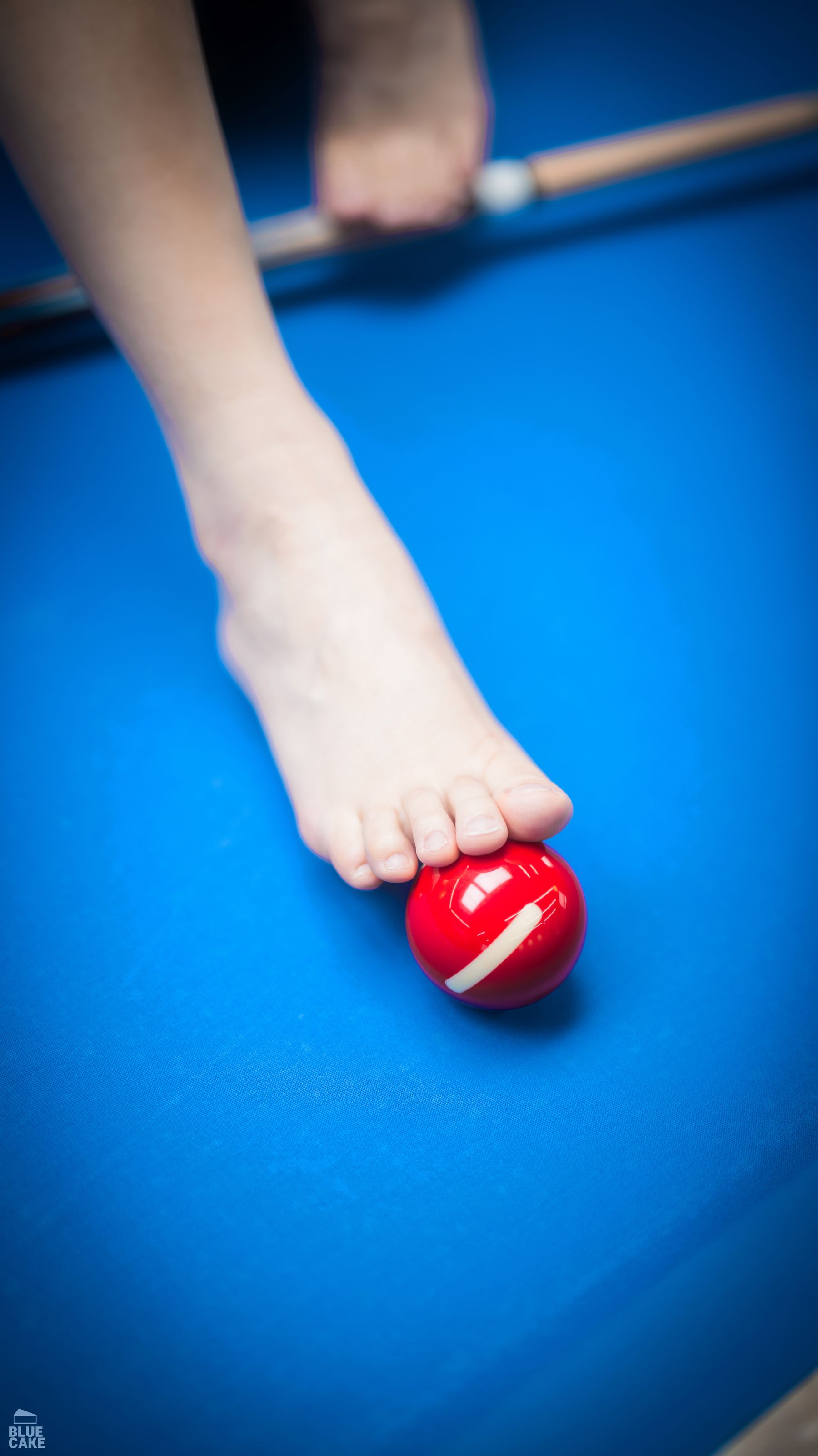 [BLUECAKE]  Bomi - Secret Billiard Room Red/(143P)