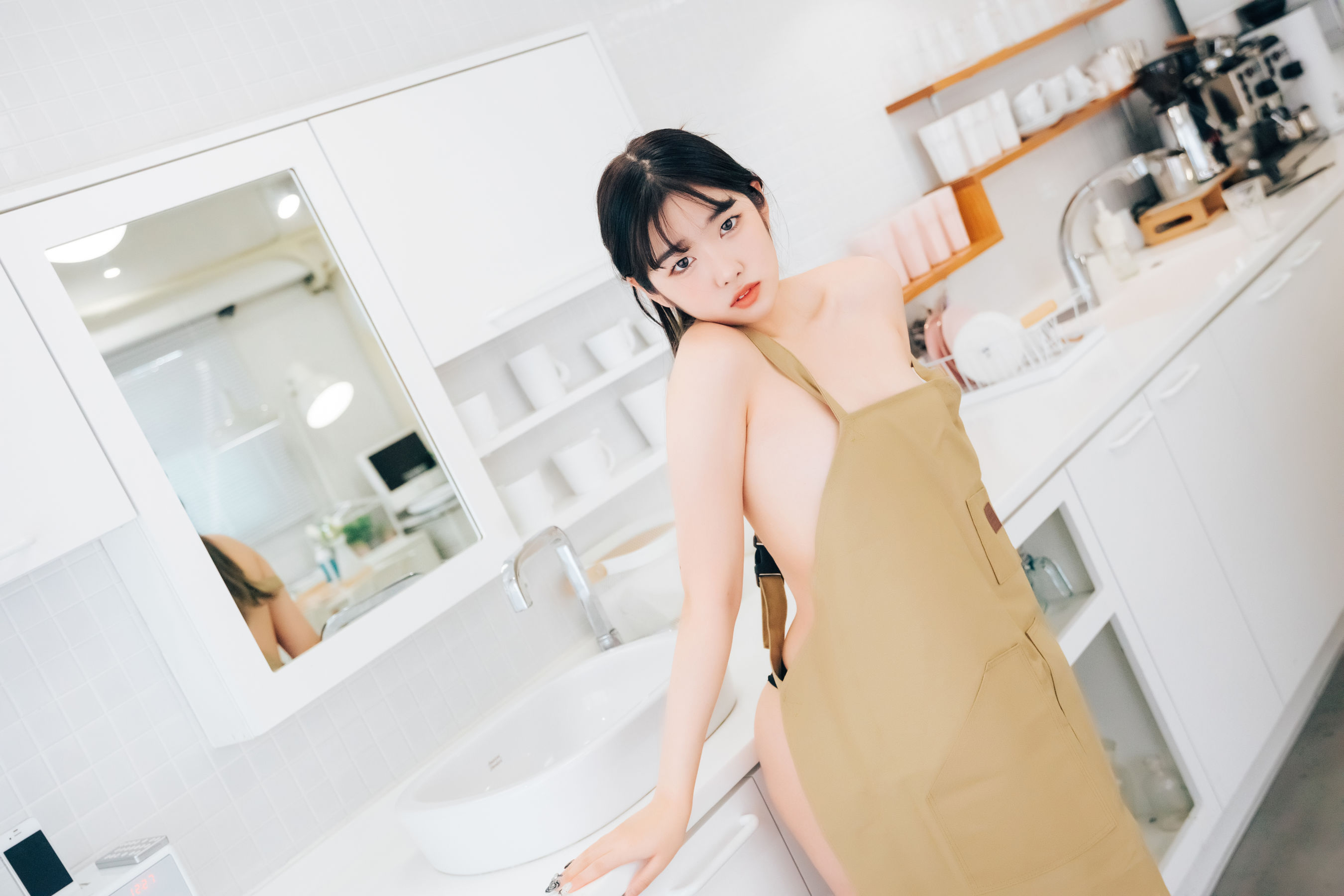 [LOOZY]  Sonson - Nude Apron/(104P)