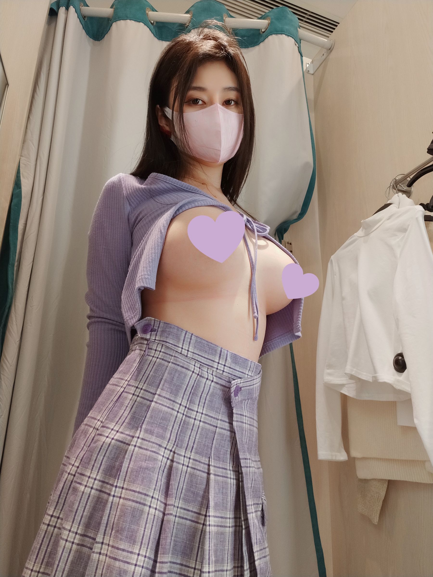 [网红COSER] Coser小姐姐白银 - 更衣室/(45P)