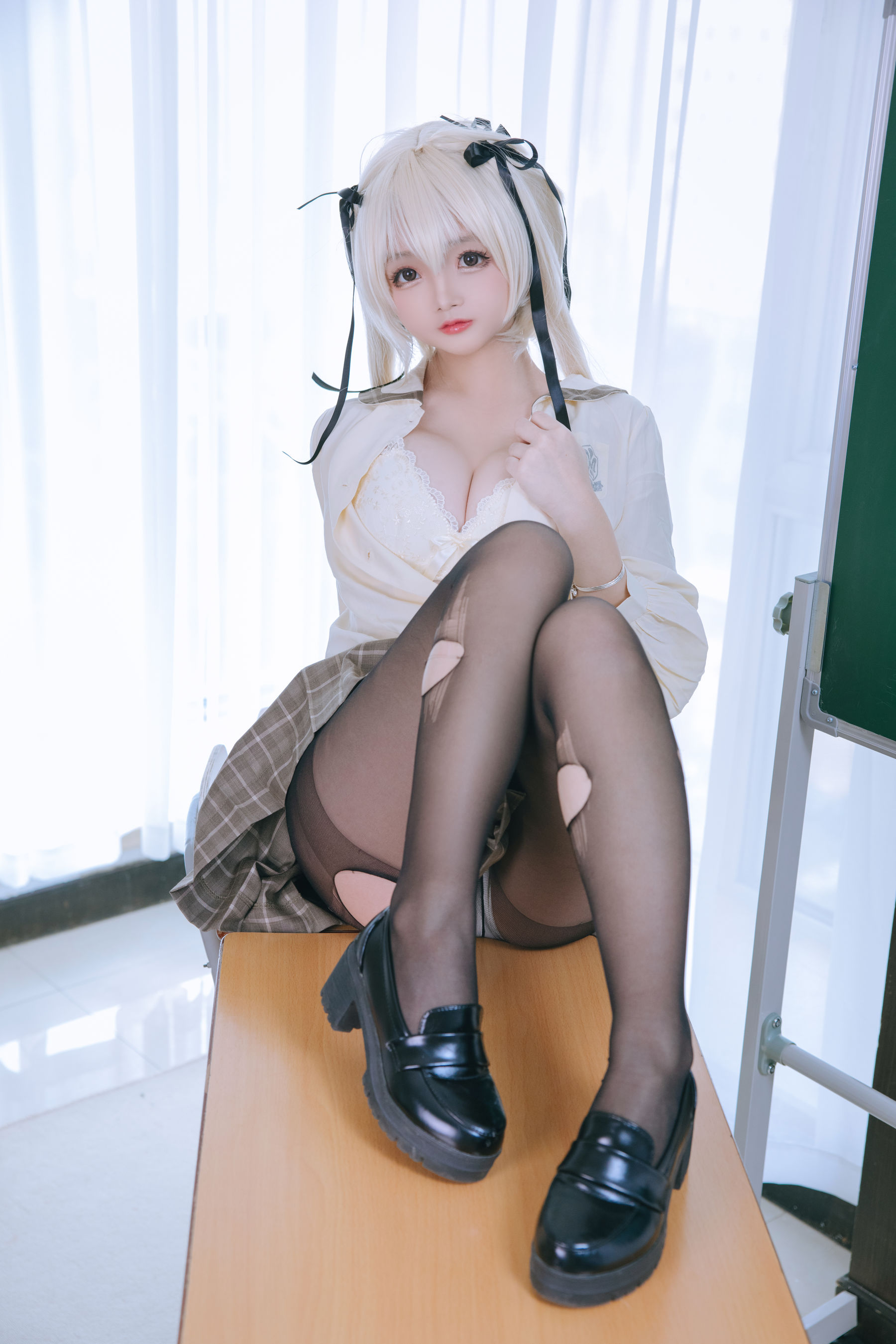 [网红COSER] Cosplay日奈娇 - 穹妹/(130P)