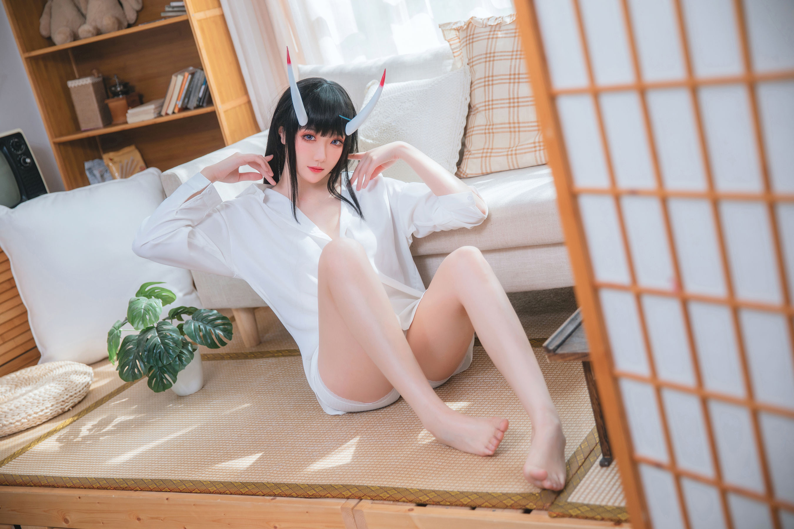 [网红COSER] Coser瓜希酱福利 - 能代衬衣/(23P)