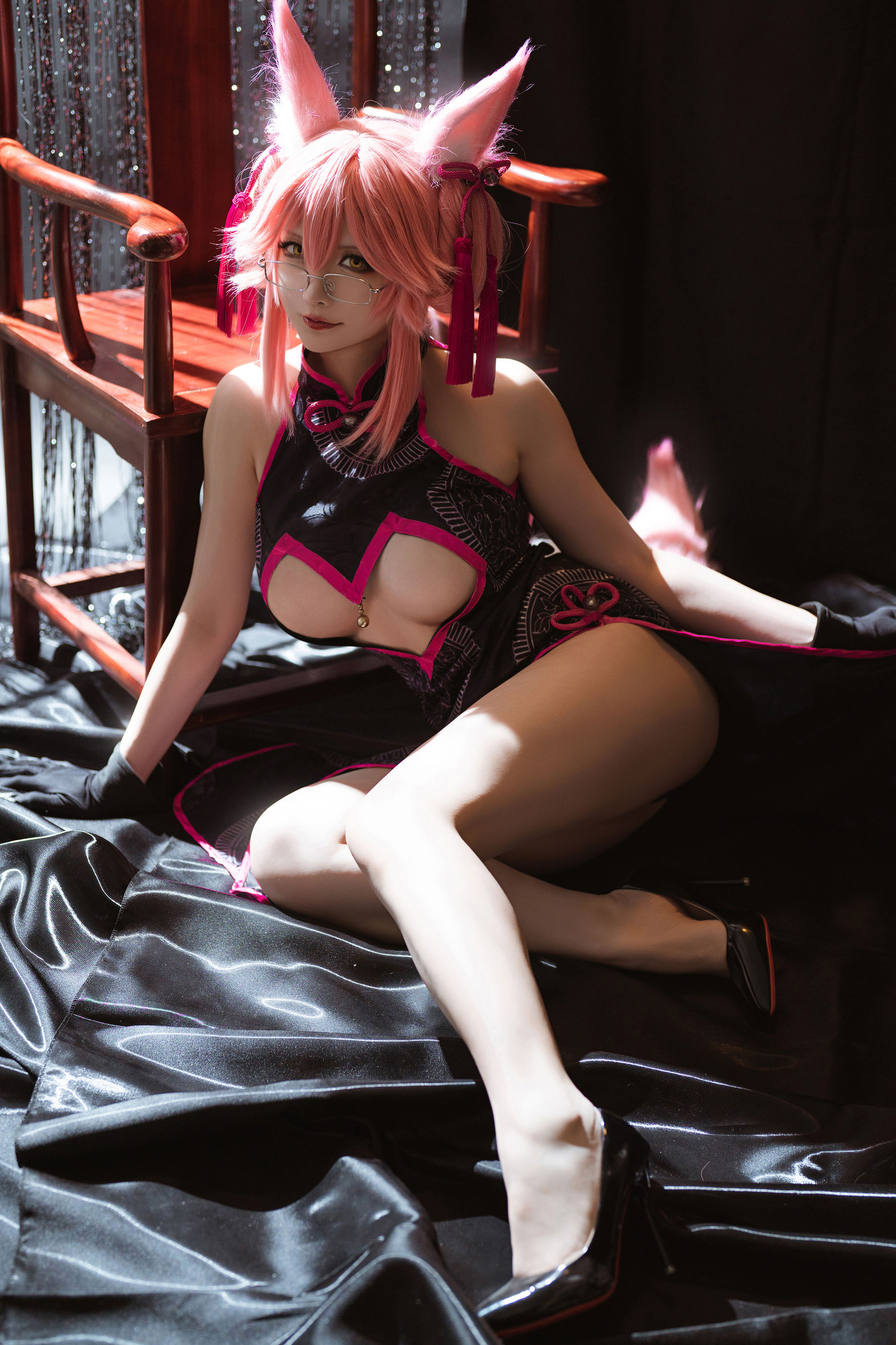 [网红COSER] Coser小姐姐星之迟迟 - FGO高扬斯卡娅旗袍/(20P)