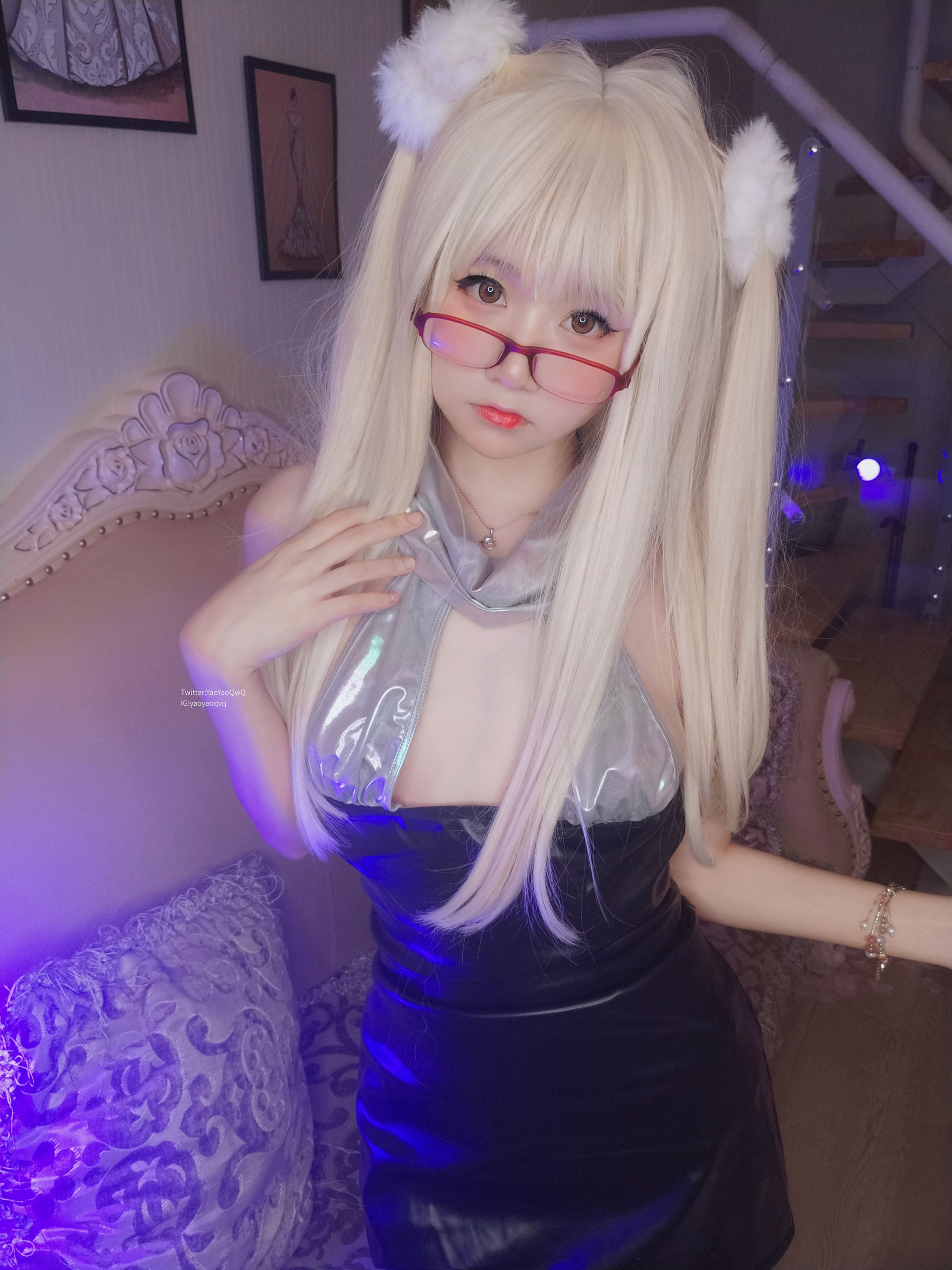 [网红COSER] 萌妹子Coser摇摇乐yoyo - 黑色长筒袜/(115P)