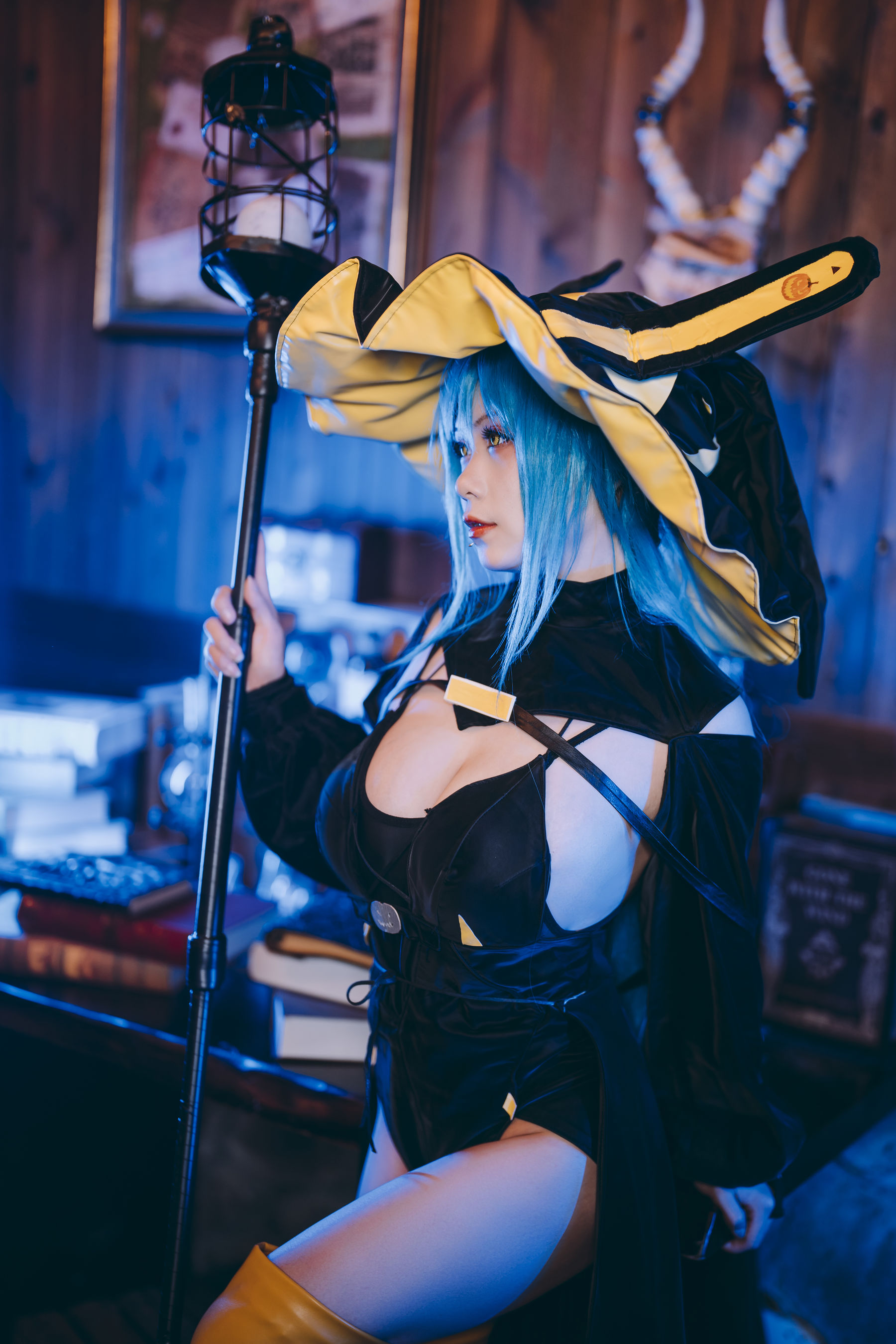 [网红COSER] 末夜787 - 黄棚树城/(25P)