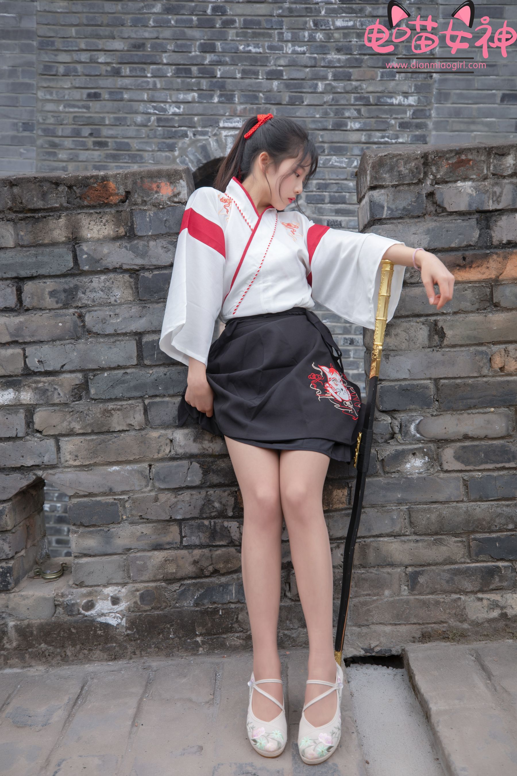 [网红COSER] 电喵女神 - 灵唯 长城古装/(70P)