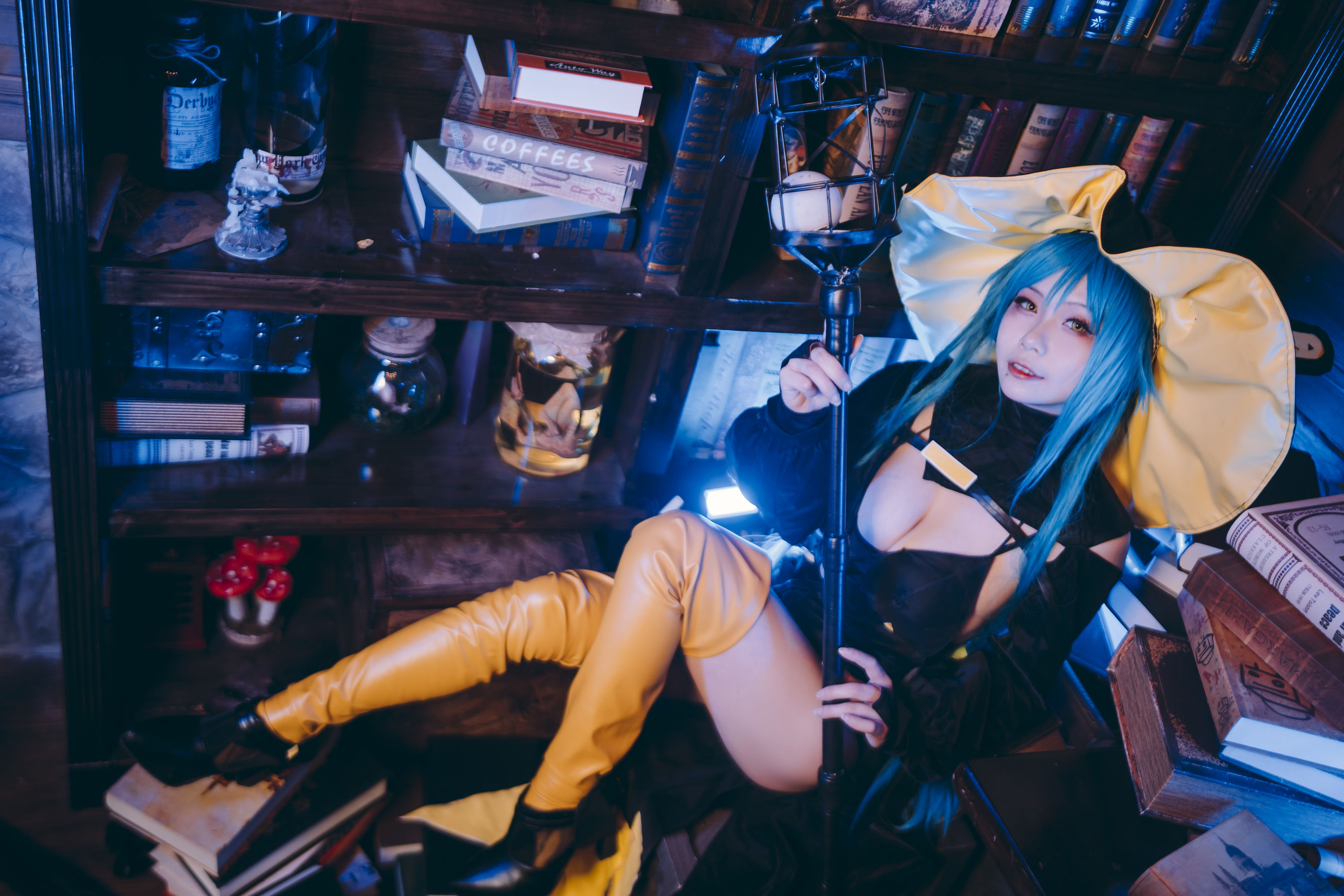 [网红COSER] 末夜787 - 黄棚树城/(25P)