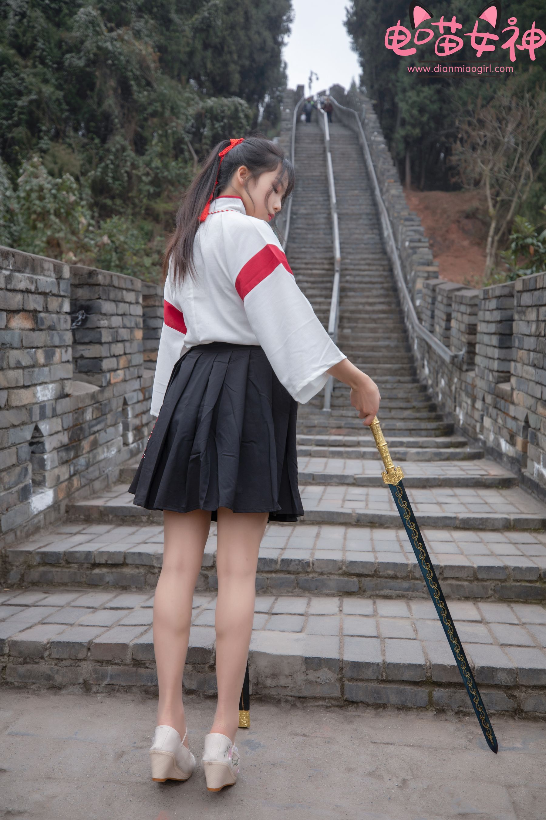 [网红COSER] 电喵女神 - 灵唯 长城古装/(70P)