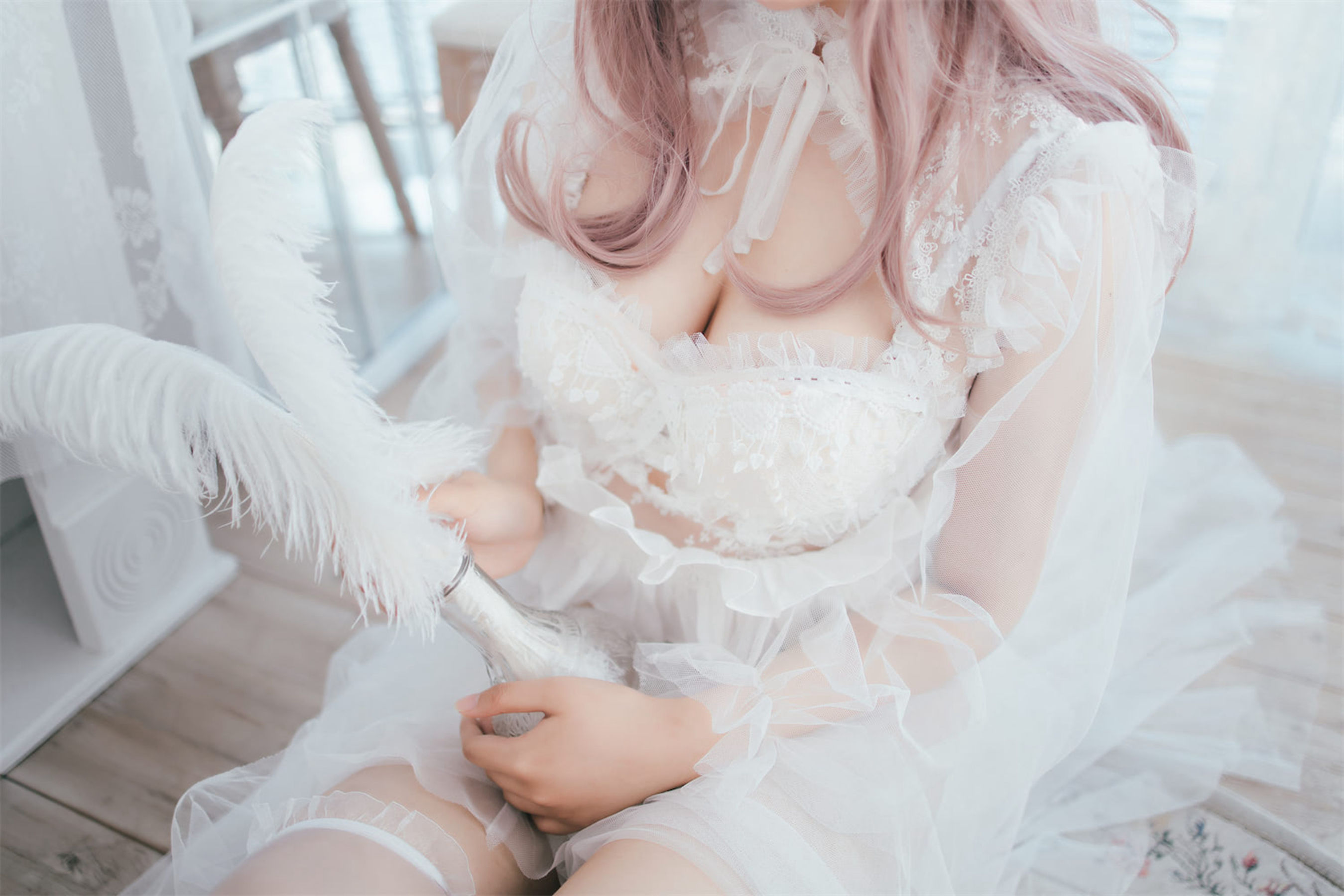 [网红COSER] 轩萧学姐 - 花嫁/(32P)