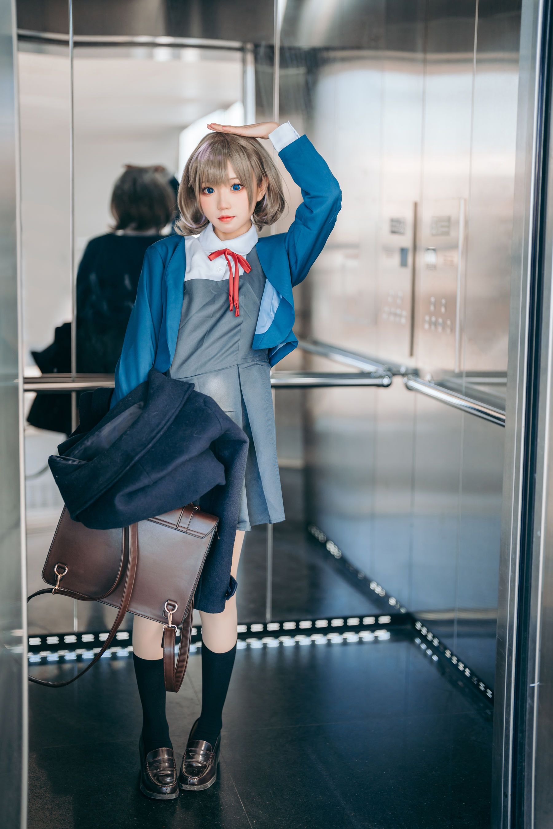 [网红COSER] 花柒Hana - 唐可可校服/(15P)